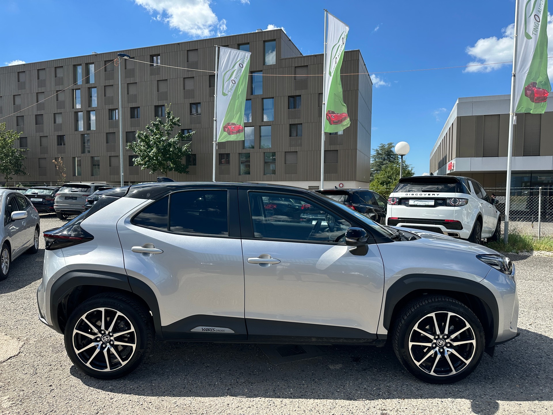 TOYOTA Yaris Cross 1.5 GR Sport e-CVT-image-10