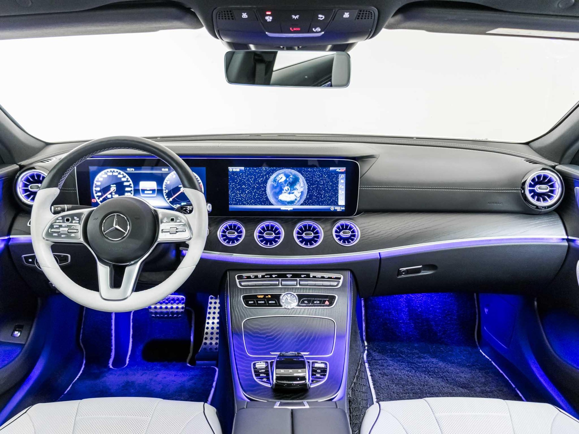 MERCEDES-BENZ CLS 450 4MATIC Coupé-image-11