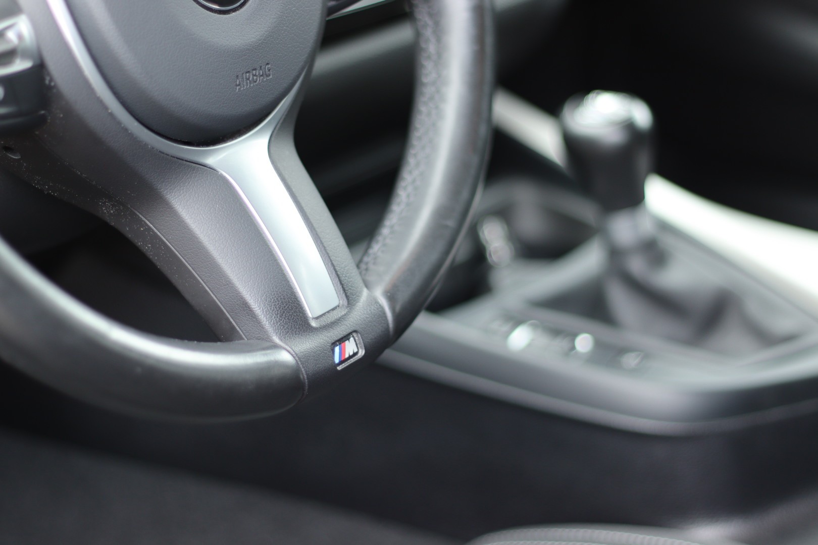 BMW 118i M Sport • Véhicule CH • Expertise du jour • Garantie-image-9