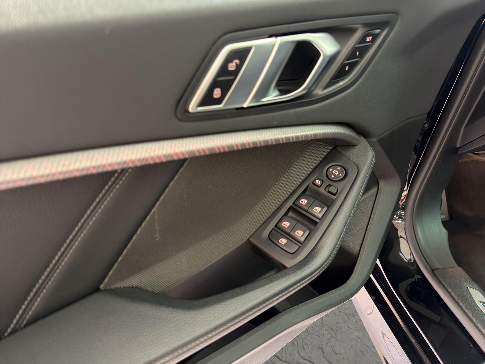 BMW M135i xDrive M-Performance Paket-image-8