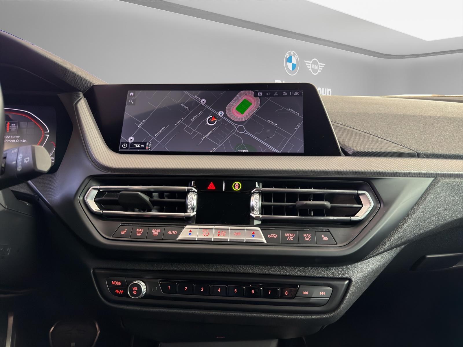 BMW M135i xDrive M-Performance Paket-image-14