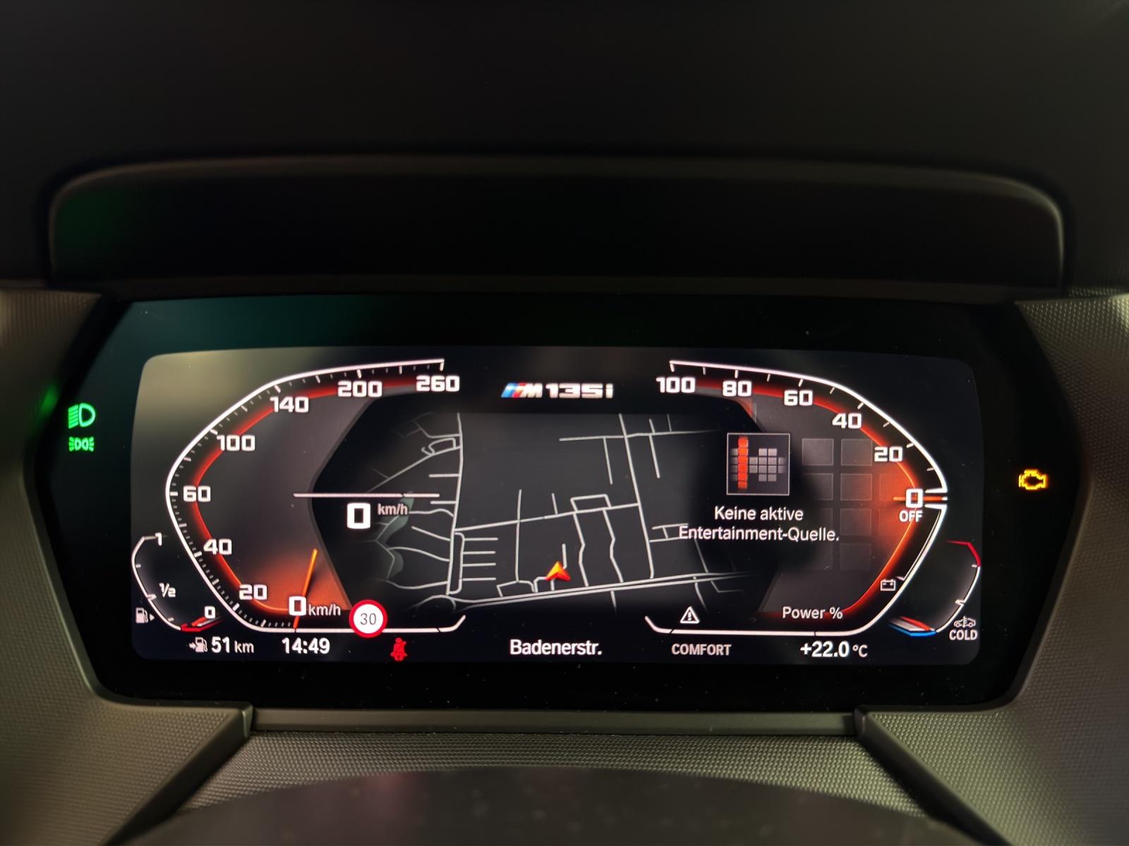 BMW M135i xDrive M-Performance Paket-image-13