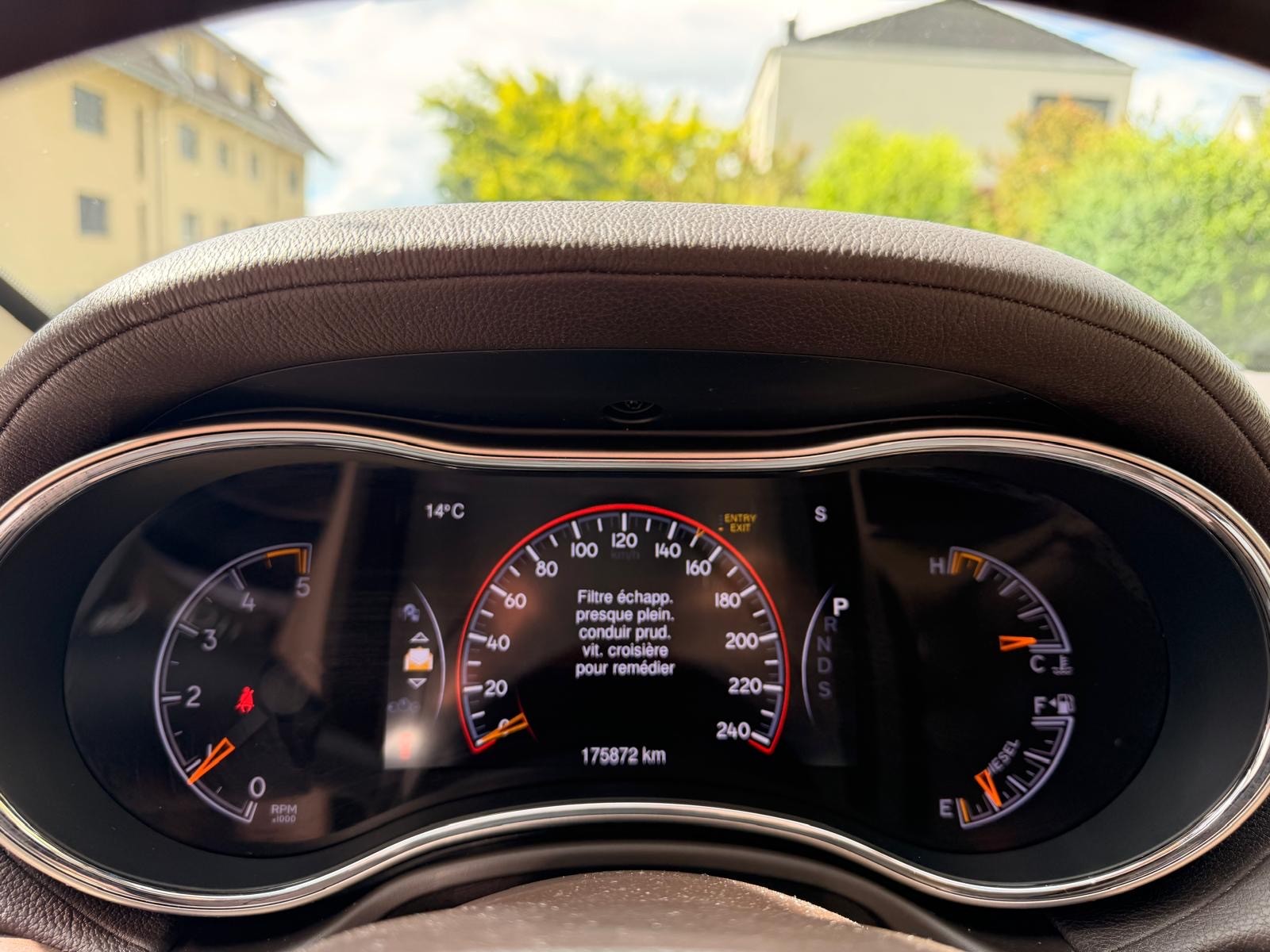 JEEP Grand Cherokee 3.0 CRD Overland Automatic-image-14