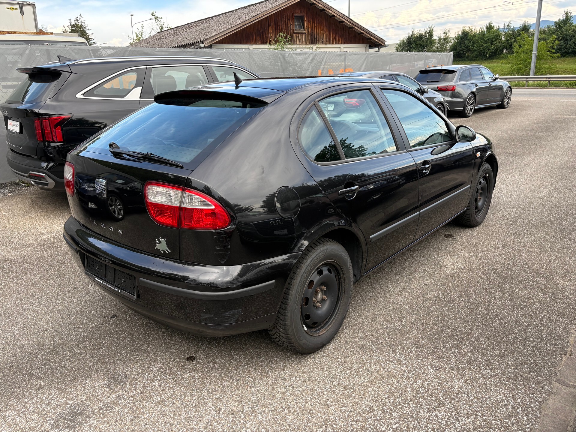 SEAT Leon 1.6 16V Spirit-image-5