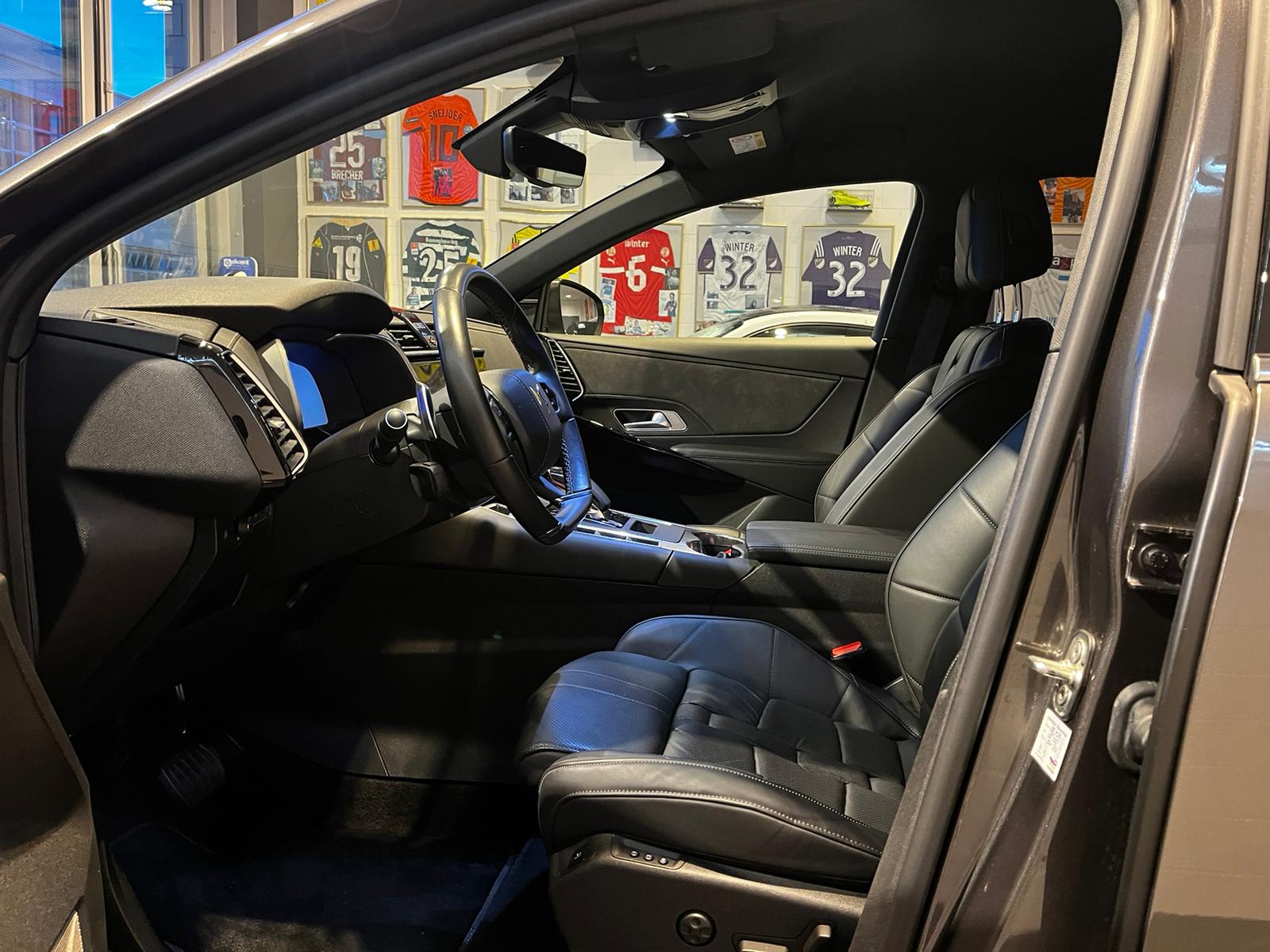 DS AUTOMOBILES DS 7 Crossback 2.0 BlueHDi BE Chic Automatic-image-12