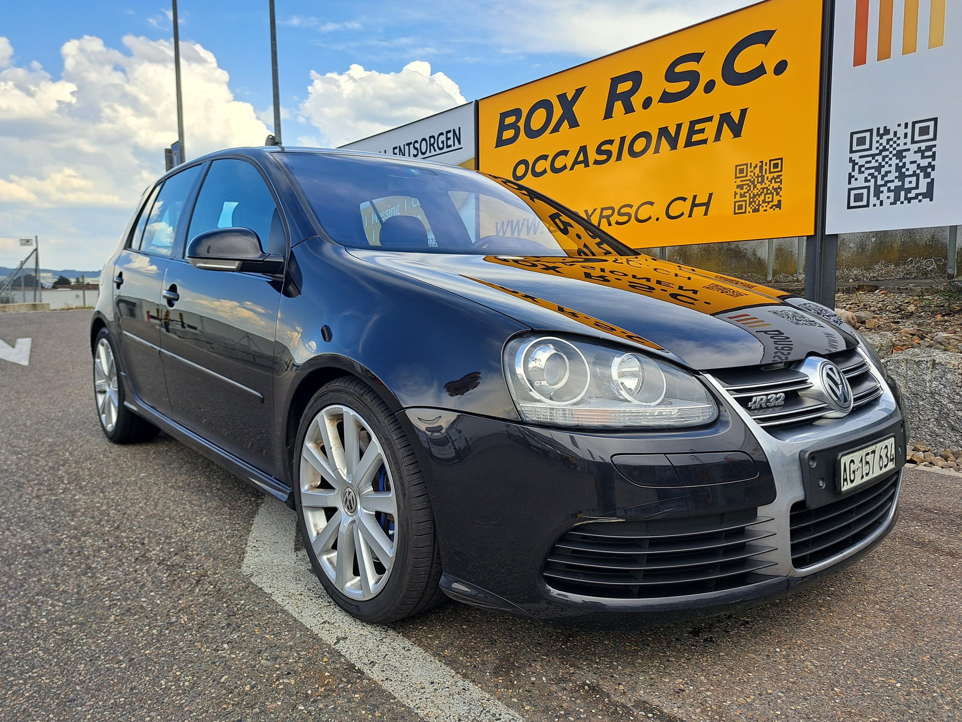 VW Golf R32 4Motion-image-0
