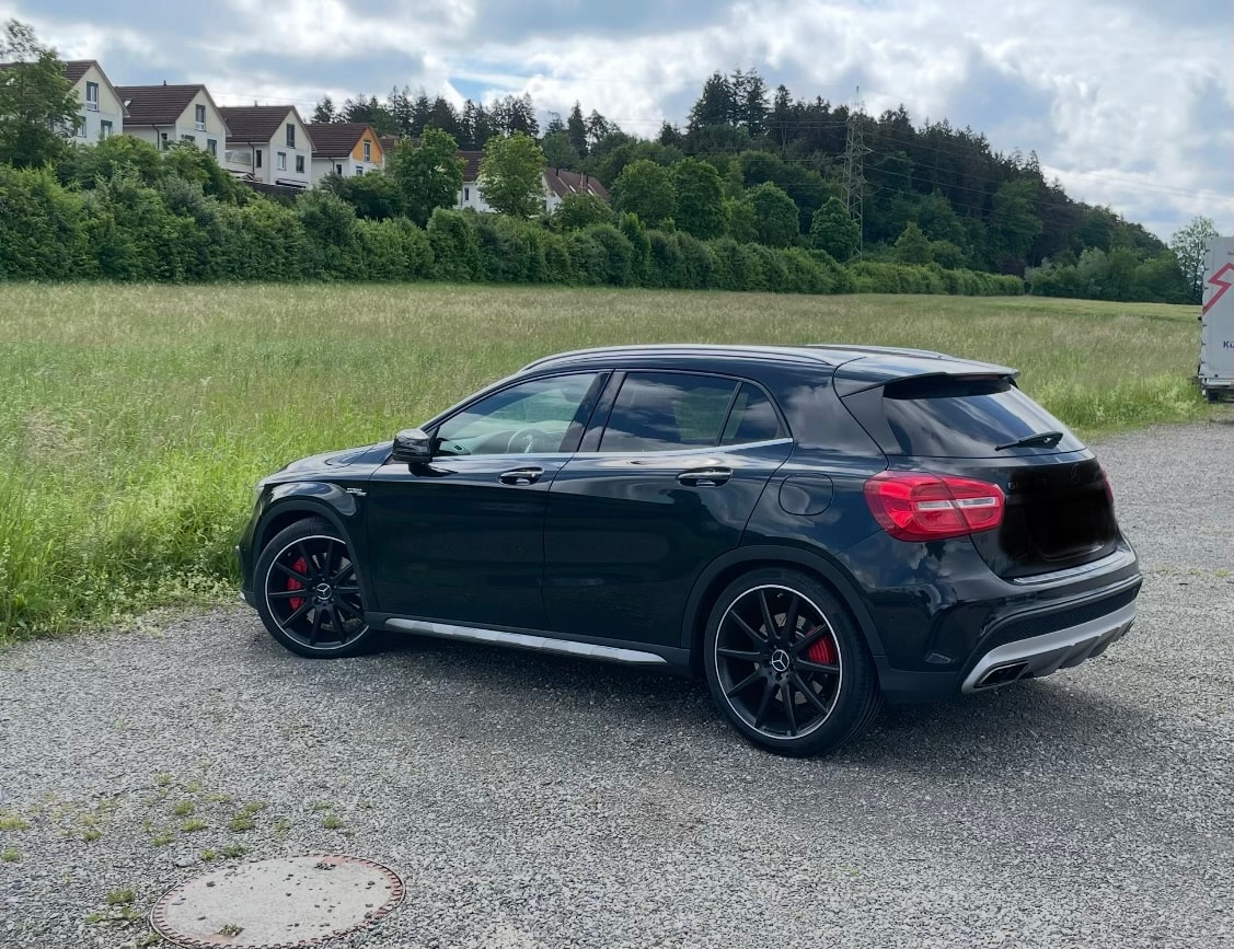 MERCEDES-BENZ GLA 45 AMG 4m-image-5