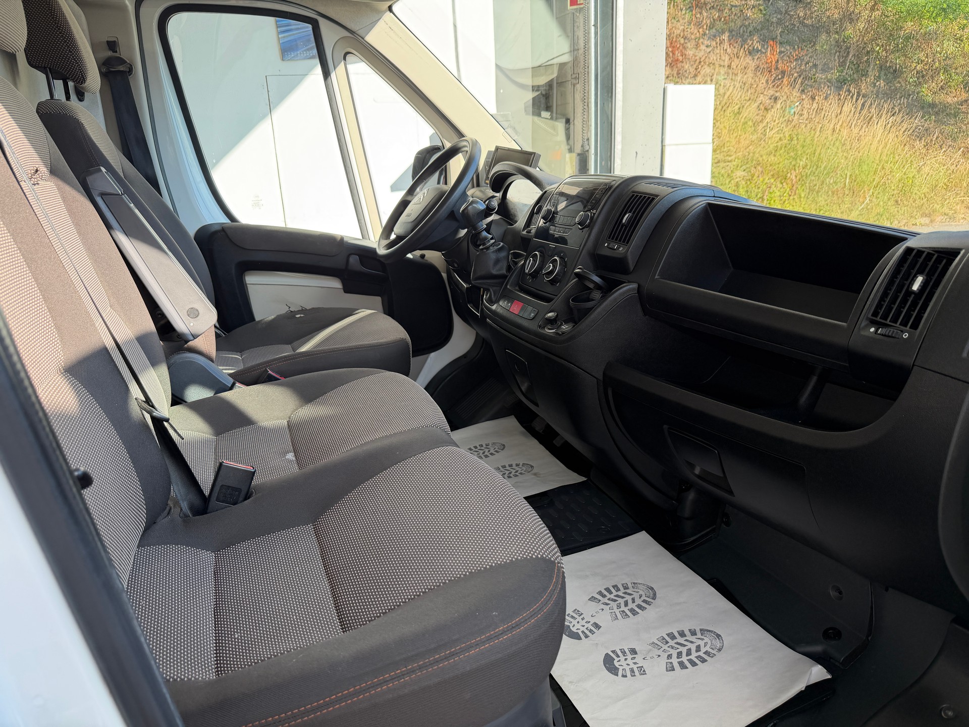 CITROEN Jumper 35+ 2.0 BlueHDi 160 Confort L3H3-image-3