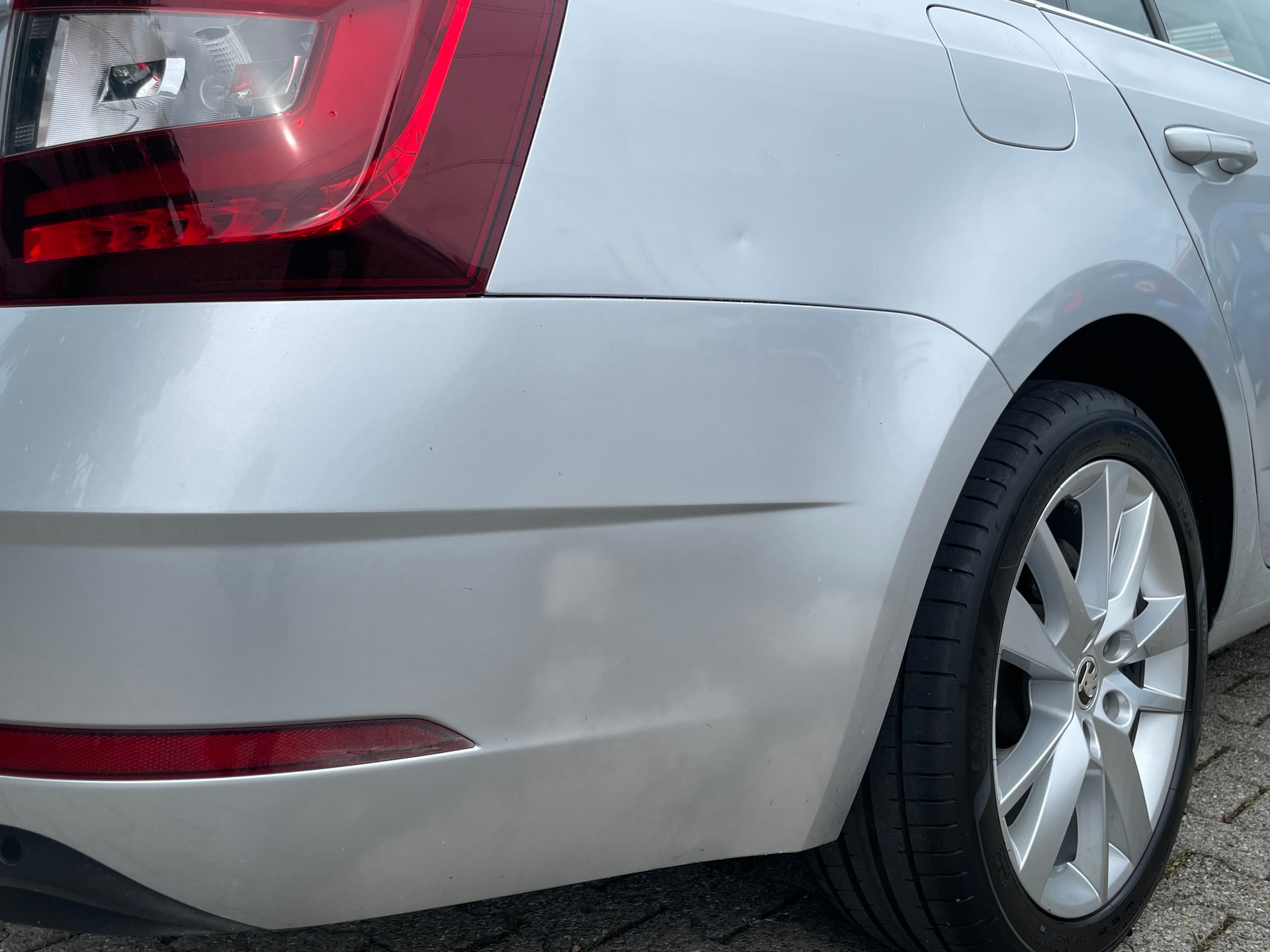 SKODA Octavia Combi 1.5 TSI Ambition DSG-image-15
