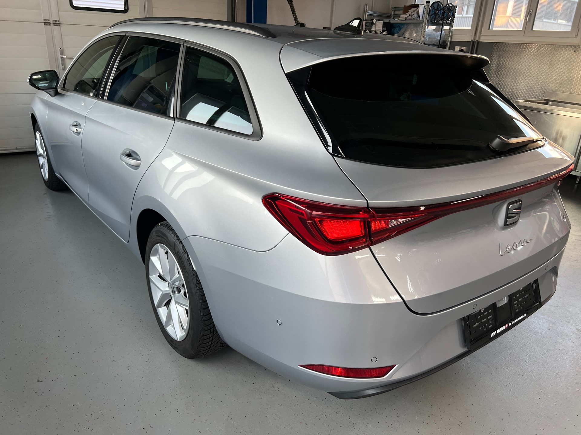 SEAT Leon ST 2.0 TDI EVO DSG 4Drive Style-image-2
