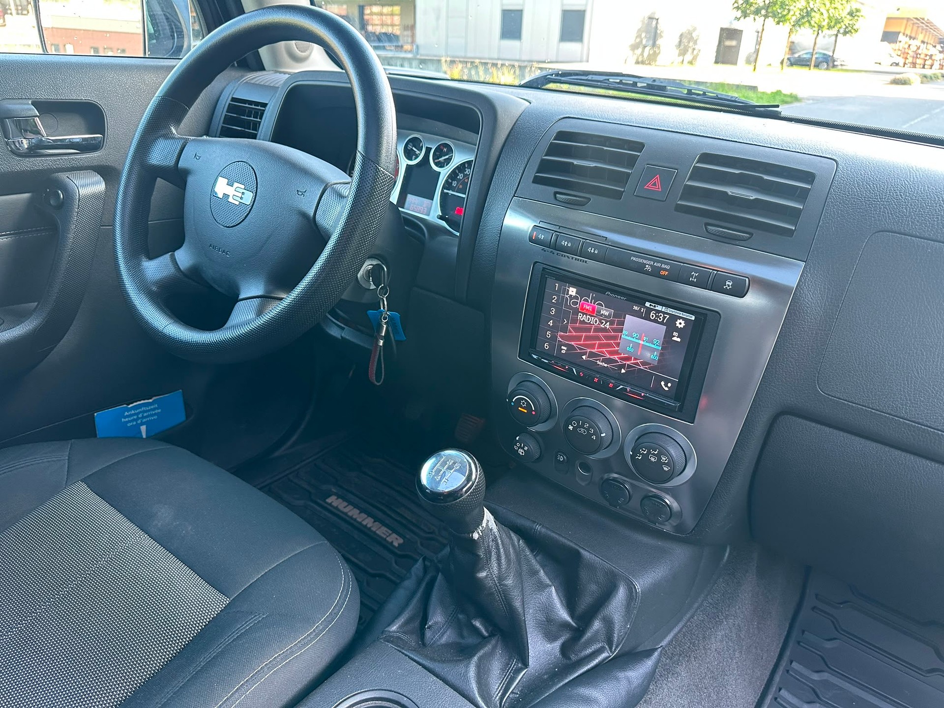 HUMMER H3 3.5 Standard-image-10