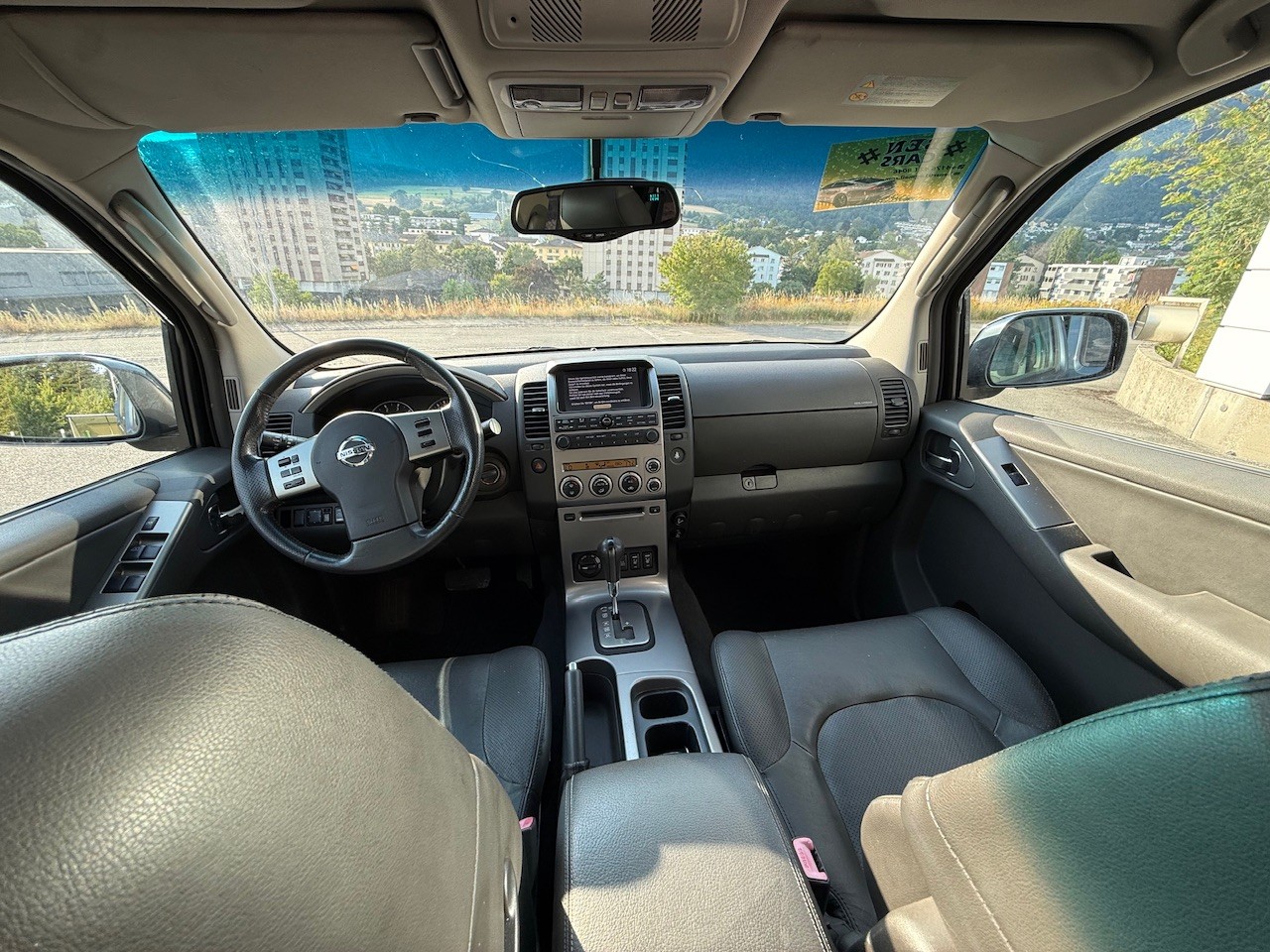 NISSAN Pathfinder 2.5 dCi LE-image-9