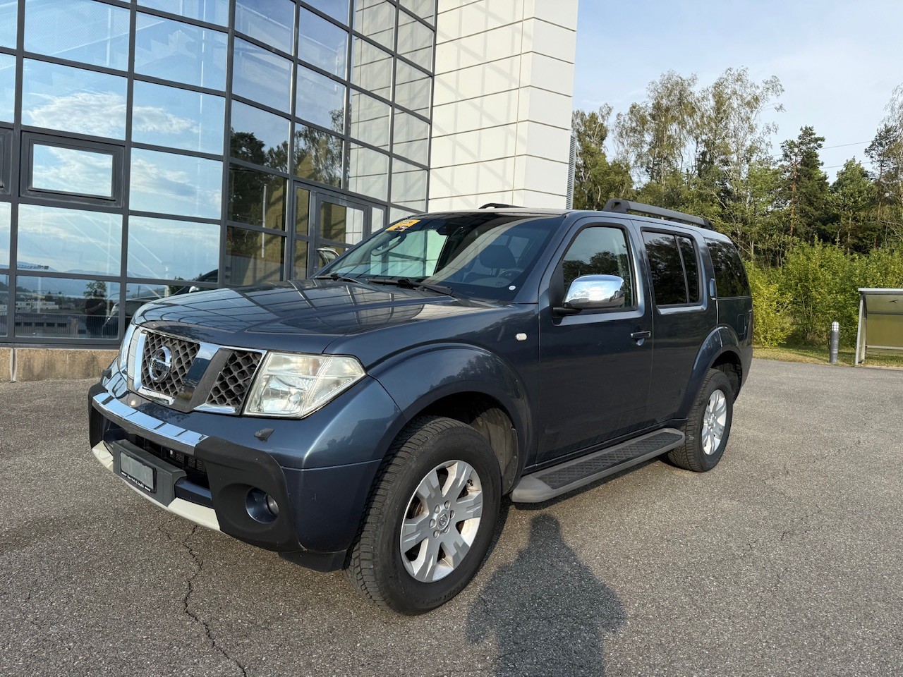 NISSAN Pathfinder 2.5 dCi LE-image-2