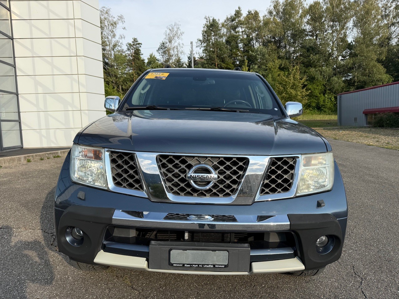 NISSAN Pathfinder 2.5 dCi LE-image-0