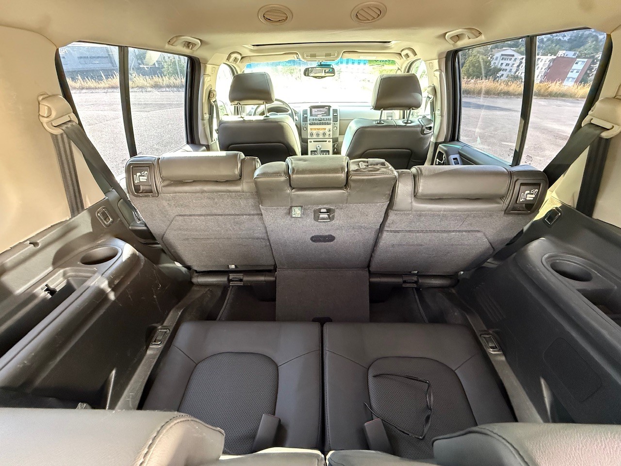 NISSAN Pathfinder 2.5 dCi LE-image-11