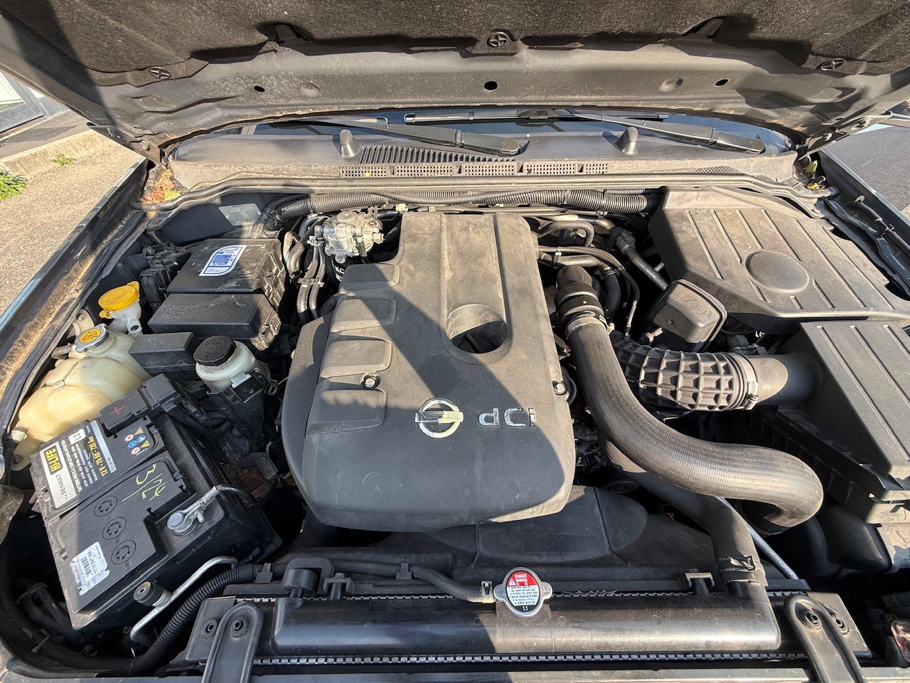 NISSAN Pathfinder 2.5 dCi LE-image-15