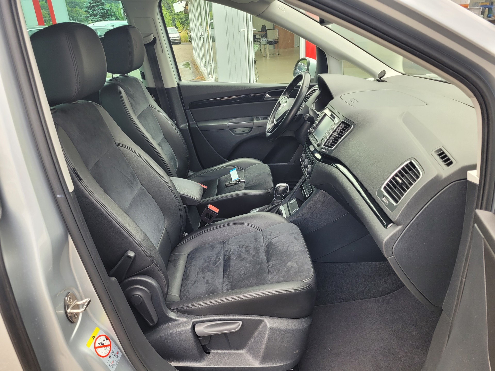 VW Sharan 2.0 TDI BMT Highline 4Motion DSG-image-10