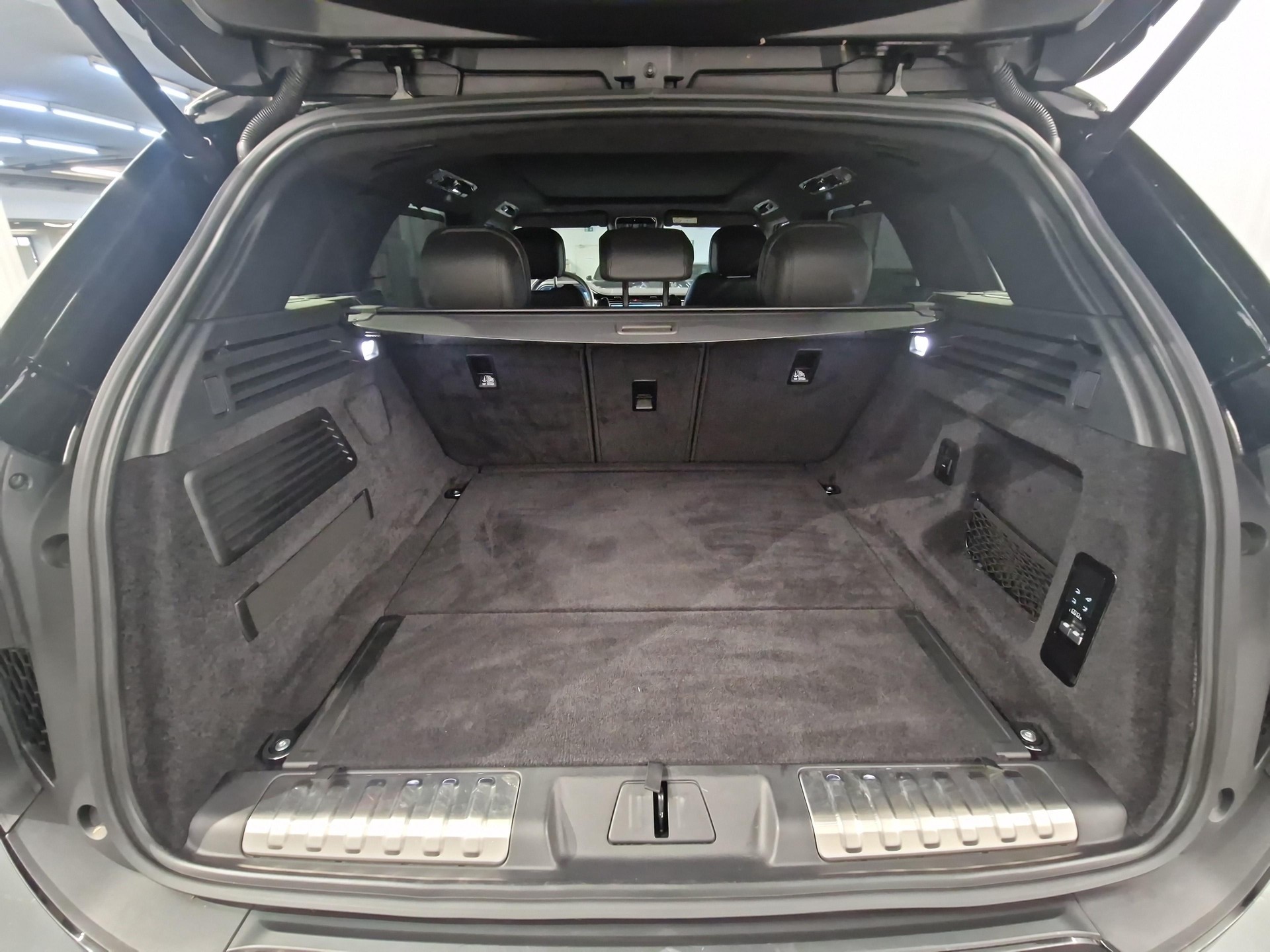 LAND ROVER Range Rover Sport 3.0 Si6 P510e Autobiography-image-11