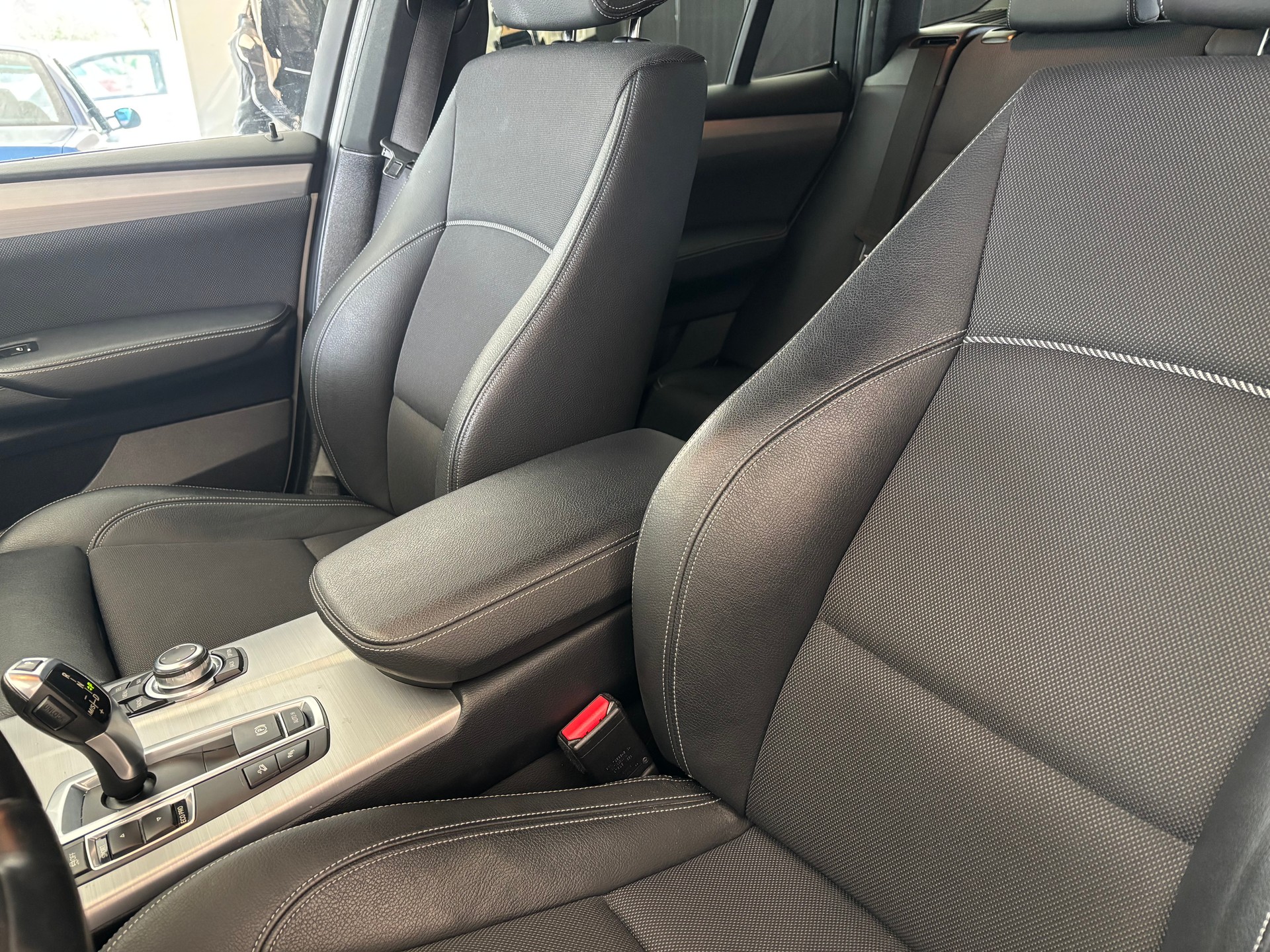 BMW X3 xDrive 20d Steptronic-image-13