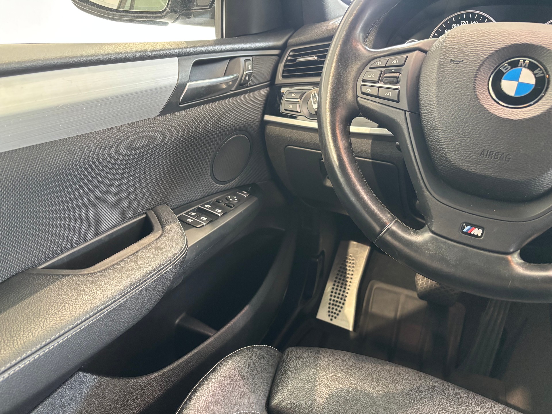 BMW X3 xDrive 20d Steptronic-image-12