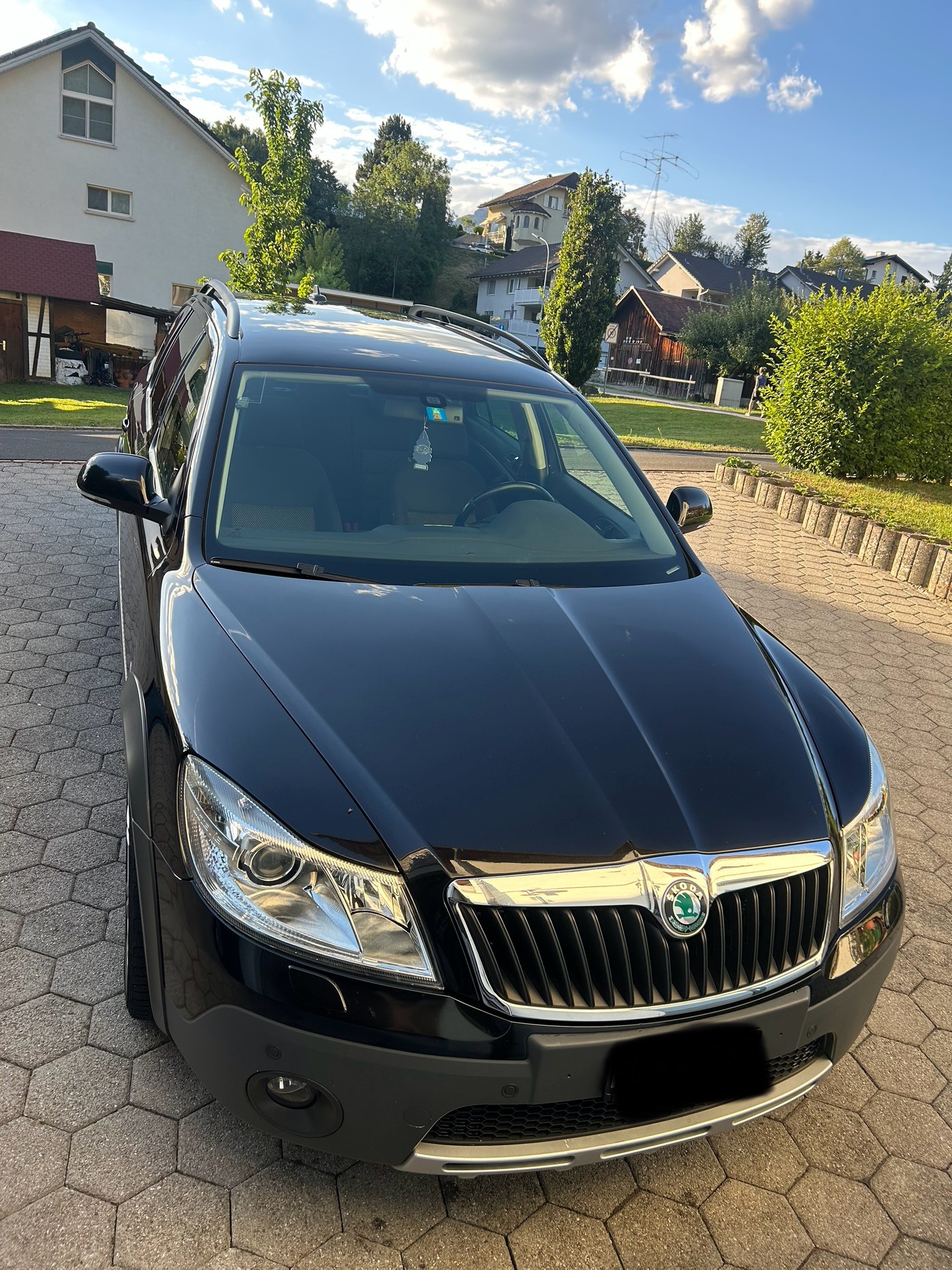 SKODA 2.0 TDI 4x4-image-1