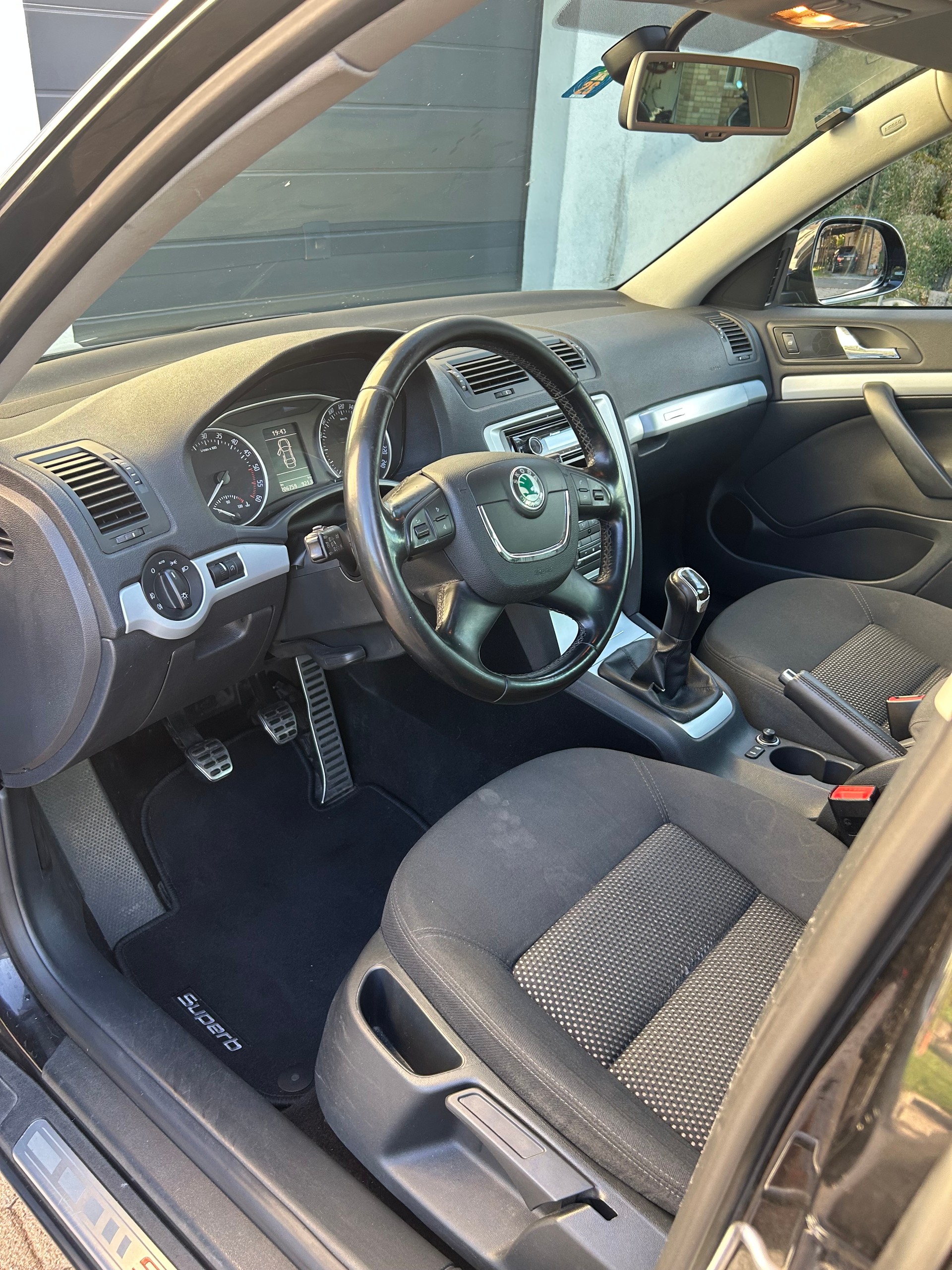 SKODA 2.0 TDI 4x4-image-3