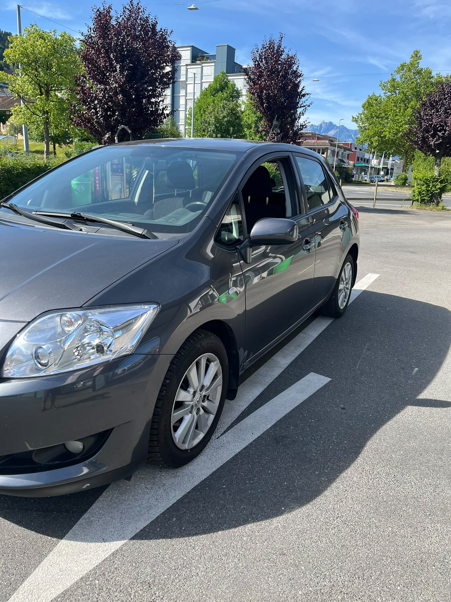 TOYOTA Auris 1.6 Linea Luna-image-2