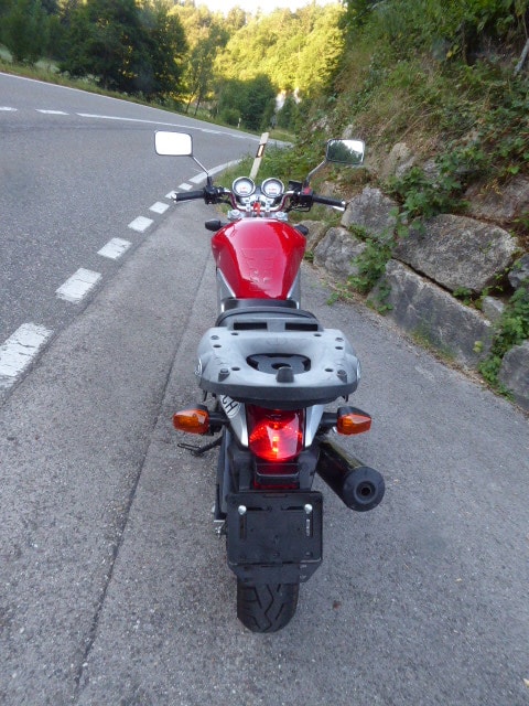 HONDA VTR 250-showroom-element-3