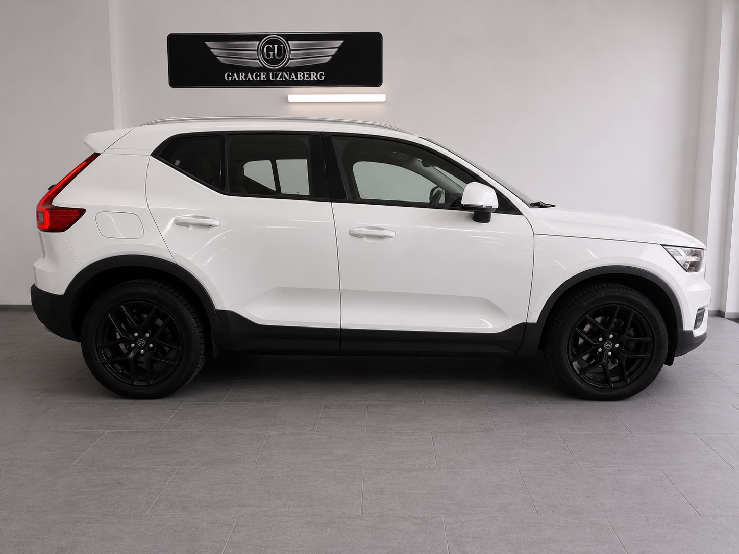 VOLVO XC40 D3 AWD Momentum Geartronic Ab 270.- pro Monat-image-5