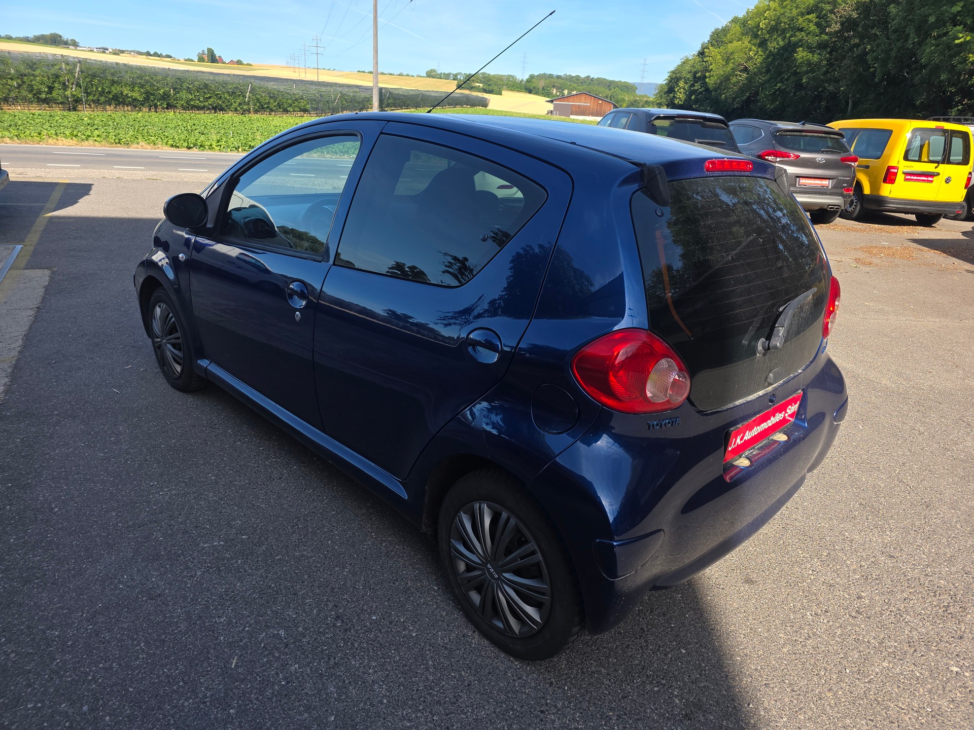 TOYOTA Aygo 1.0 Linea Sol-image-10