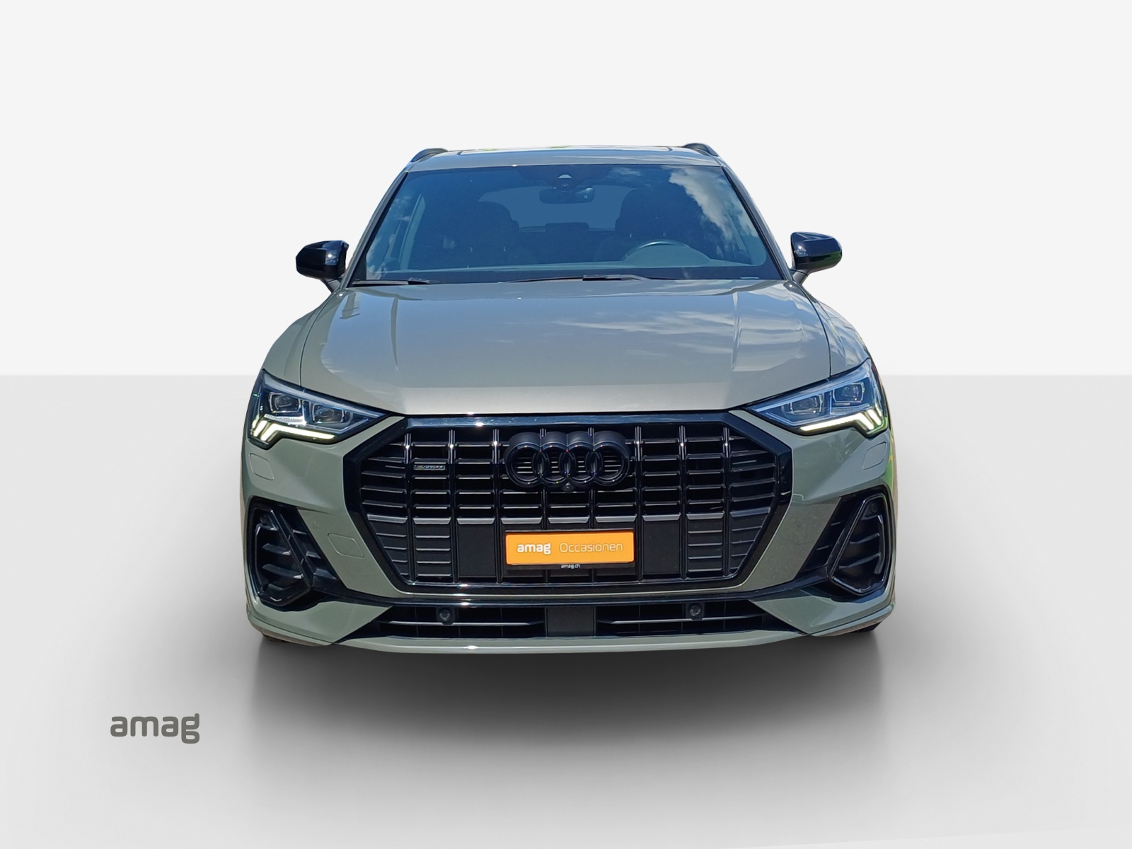 AUDI Q3 40 TFSI S line quattro S-tronic-image-6