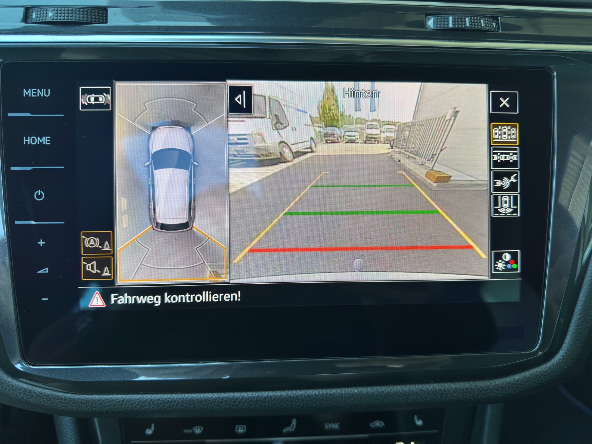 VW Tiguan 2.0TSI R 4Motion DSG-image-13