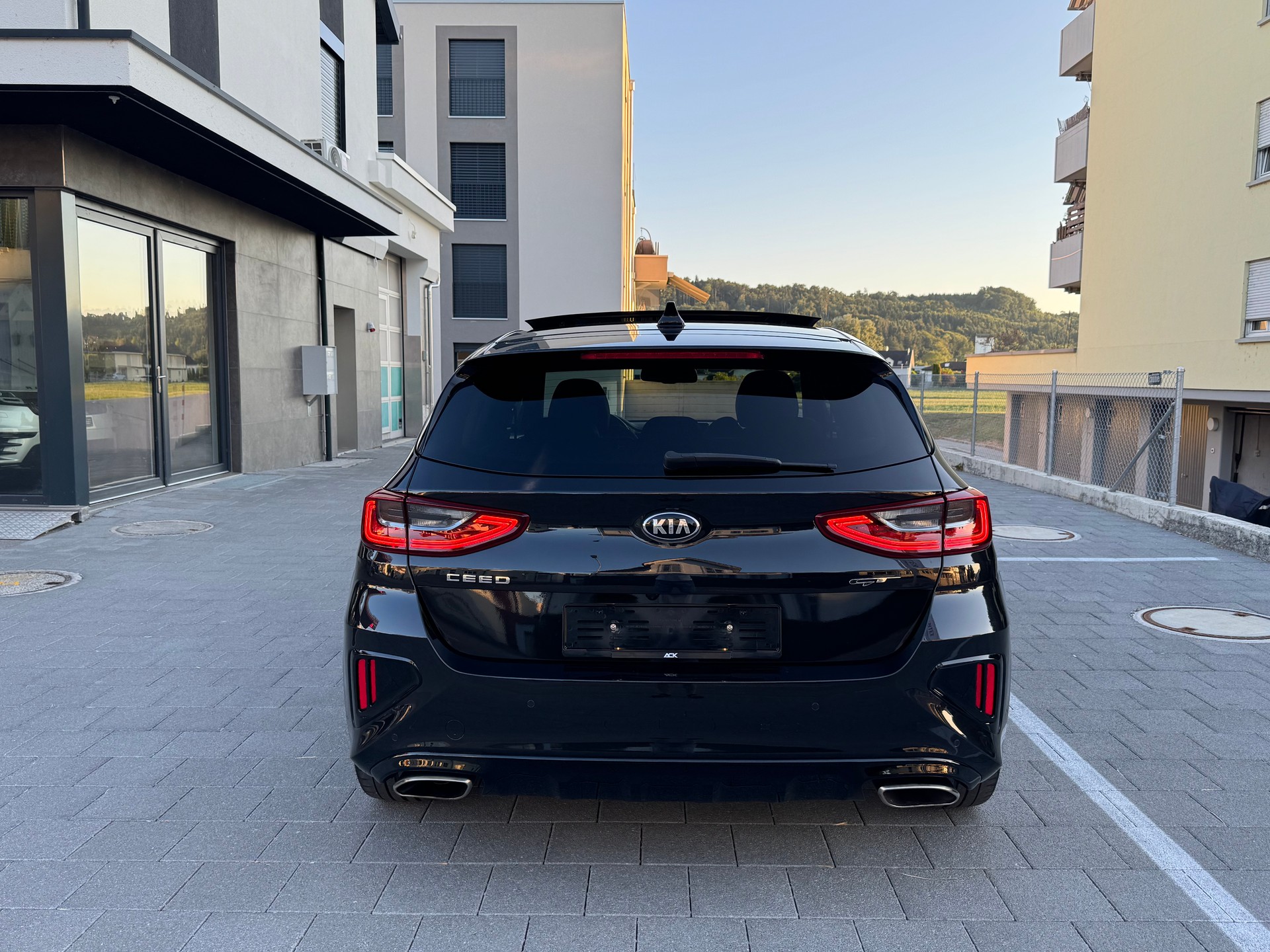 KIA Ceed 1.6 T-GDi GT DCT-image-3
