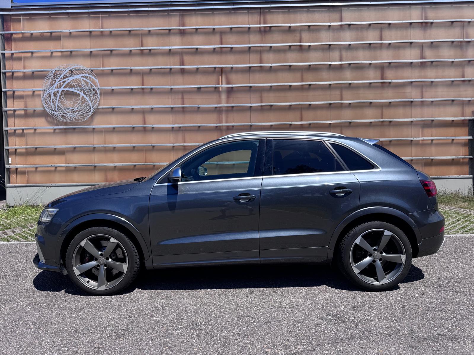 AUDI RS Q3 2.5 TFSI quattro S-tronic-image-0