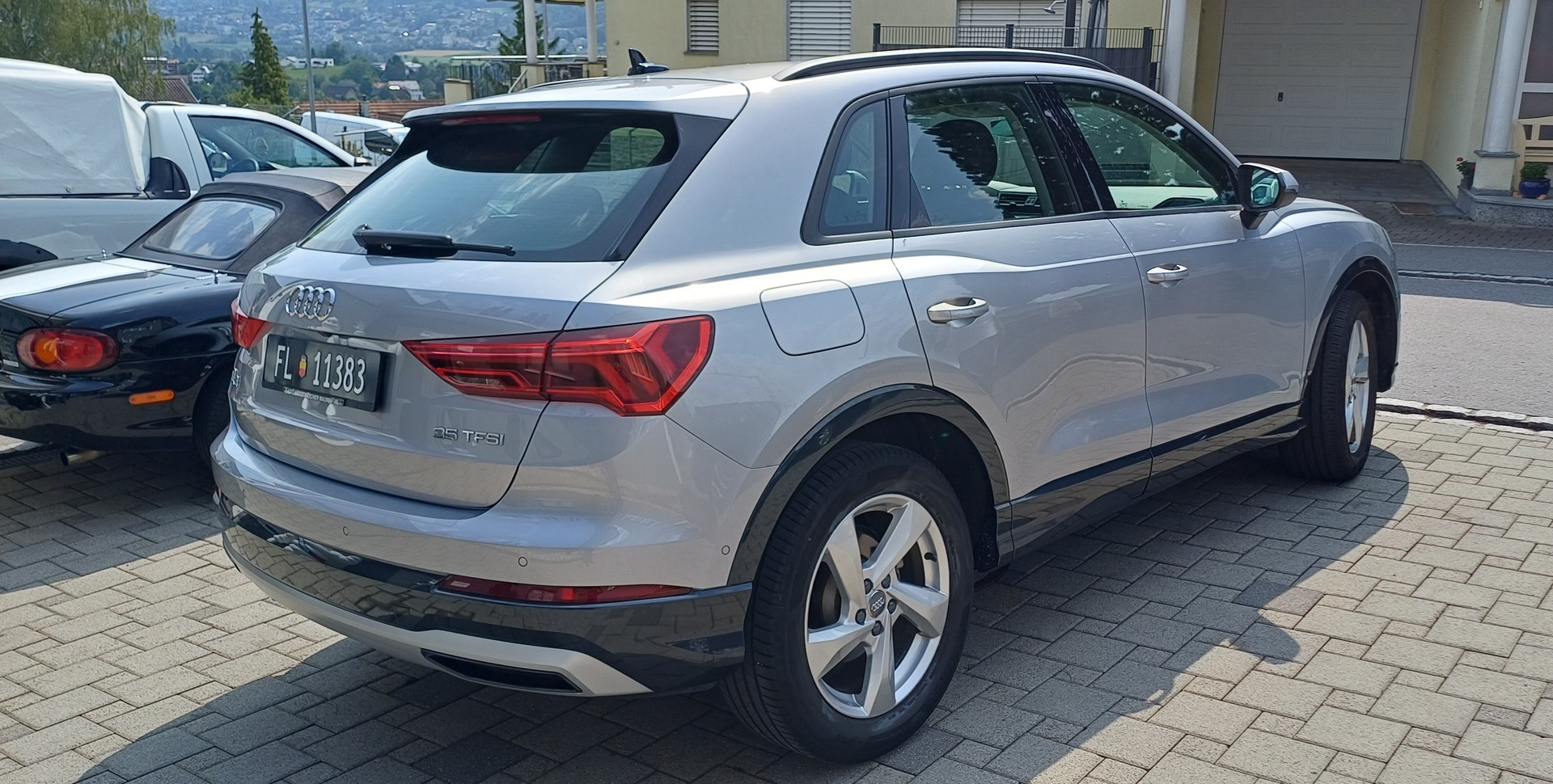 AUDI Q3 35 TFSI S-tronic-image-2