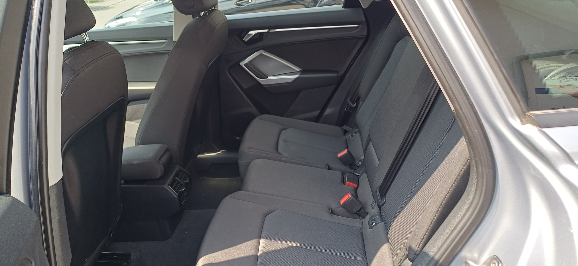AUDI Q3 35 TFSI S-tronic-image-10