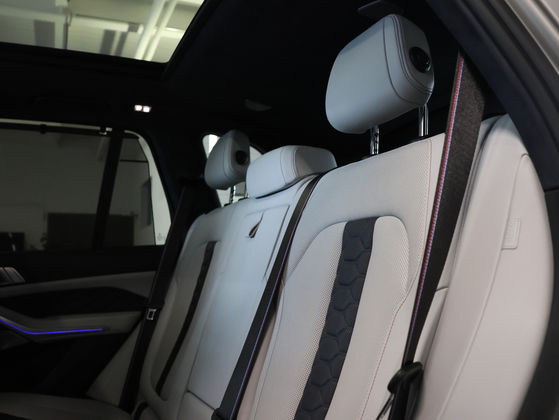 BMW X5M Competition Steptronic Competition *1 of 250* *Panoramadach* *Barracuda Felgen*-image-32