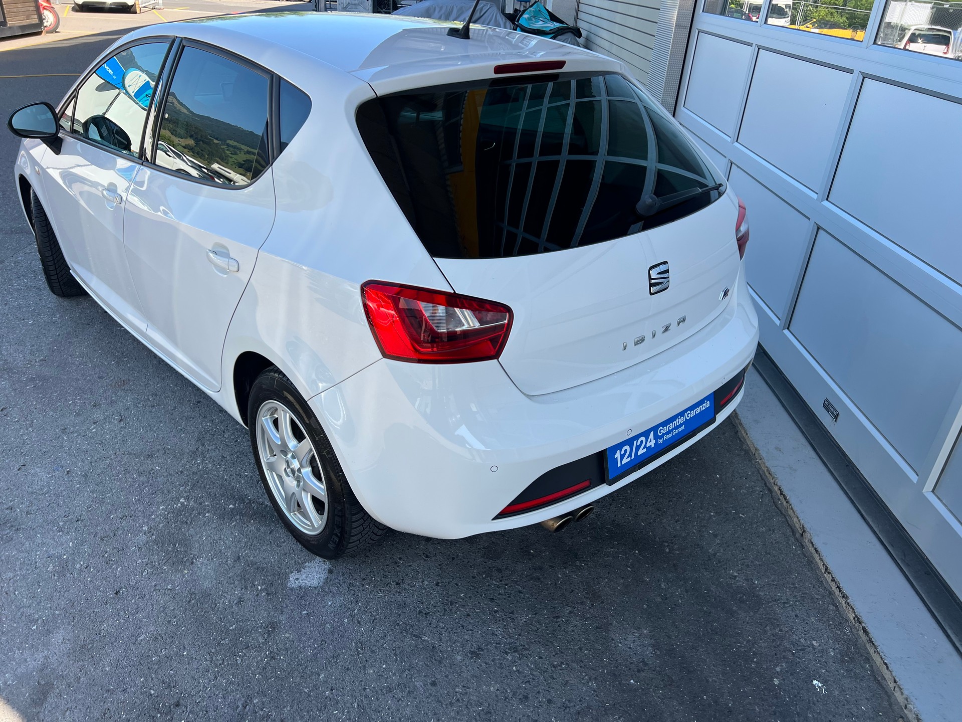 SEAT Ibiza 1.4 TSI FR DSG PS 150 *** Navigation * Klima * frisch ab MFK * 1 Jahr Garantie möglich ***-image-4