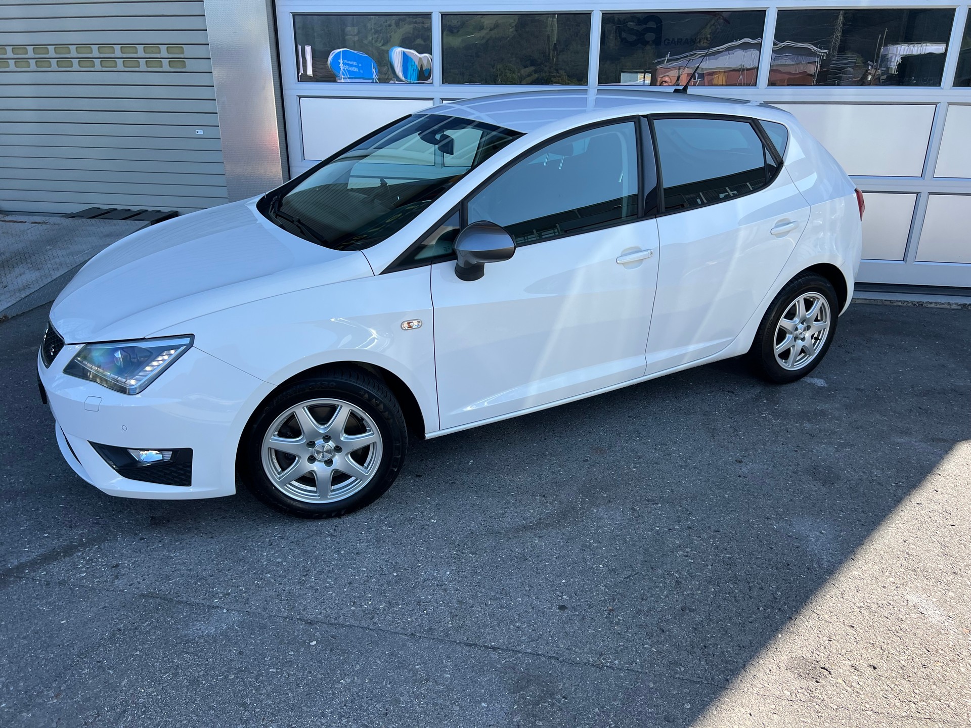 SEAT Ibiza 1.4 TSI FR DSG PS 150 *** Navigation * Klima * frisch ab MFK * 1 Jahr Garantie möglich ***-image-3