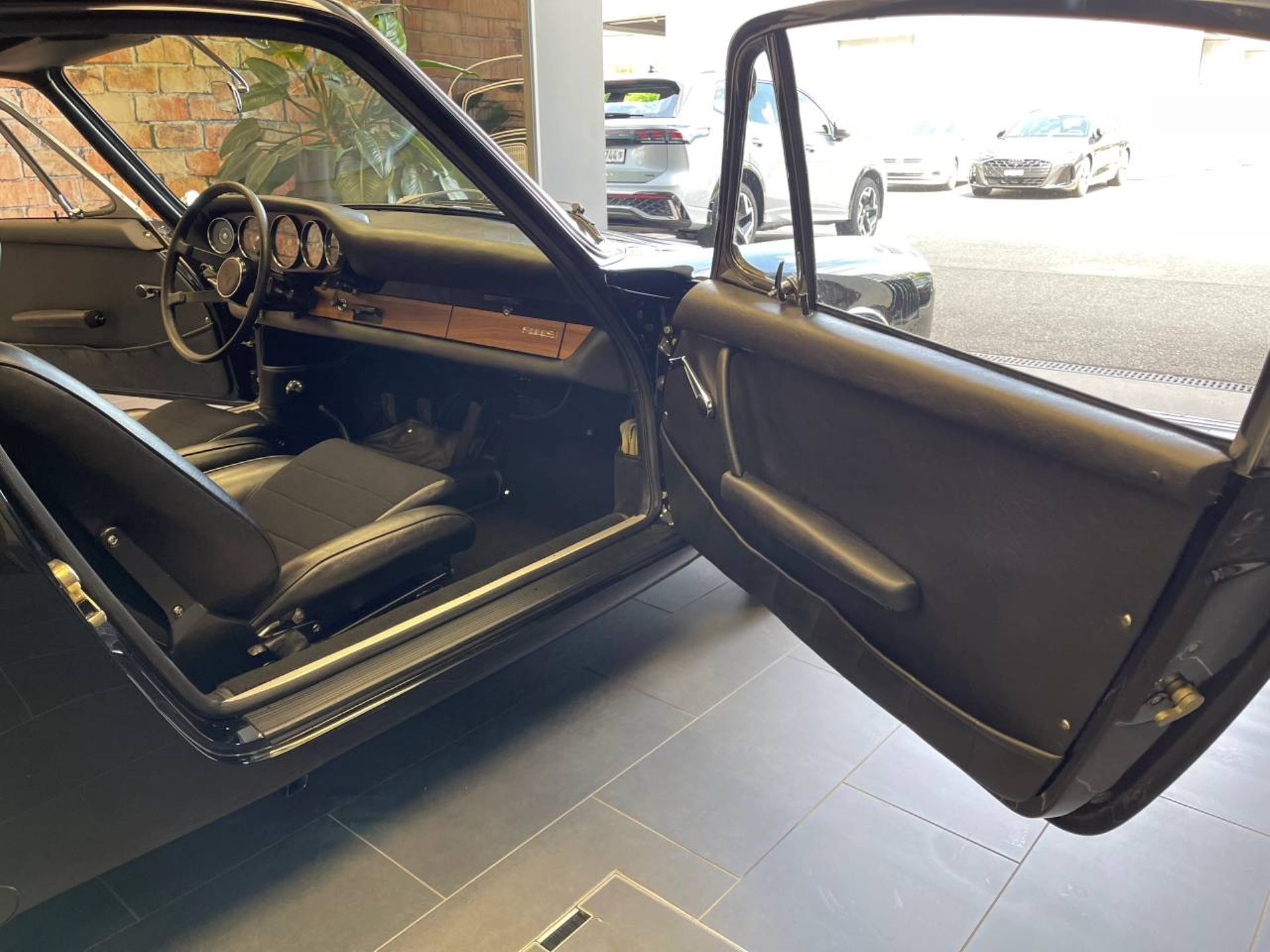 PORSCHE 911 2.0 Coupé-image-20