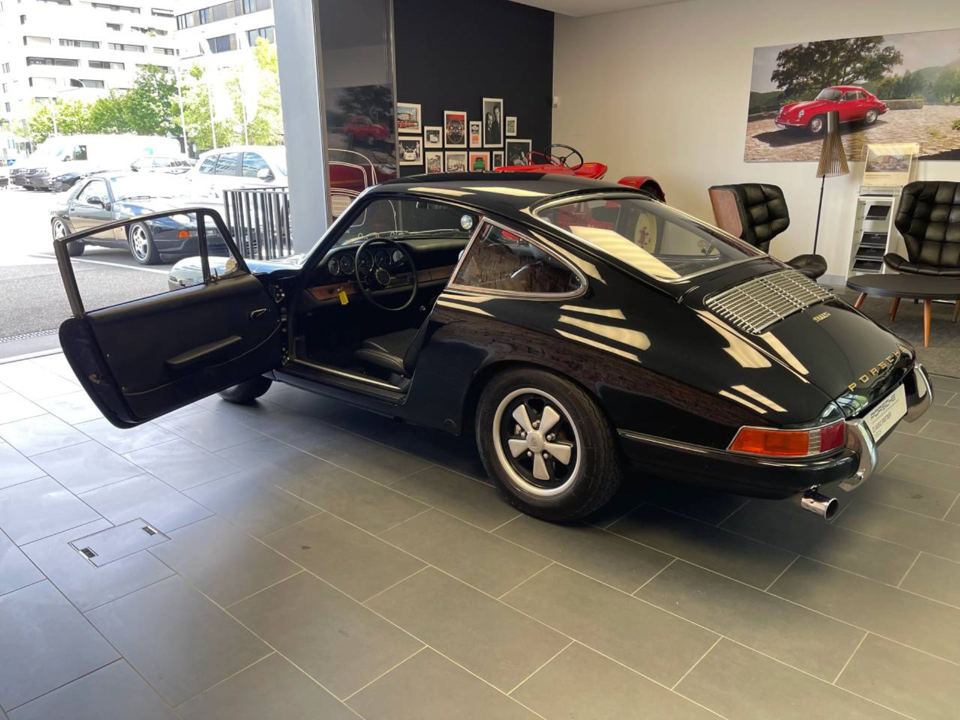 PORSCHE 911 2.0 Coupé-image-14