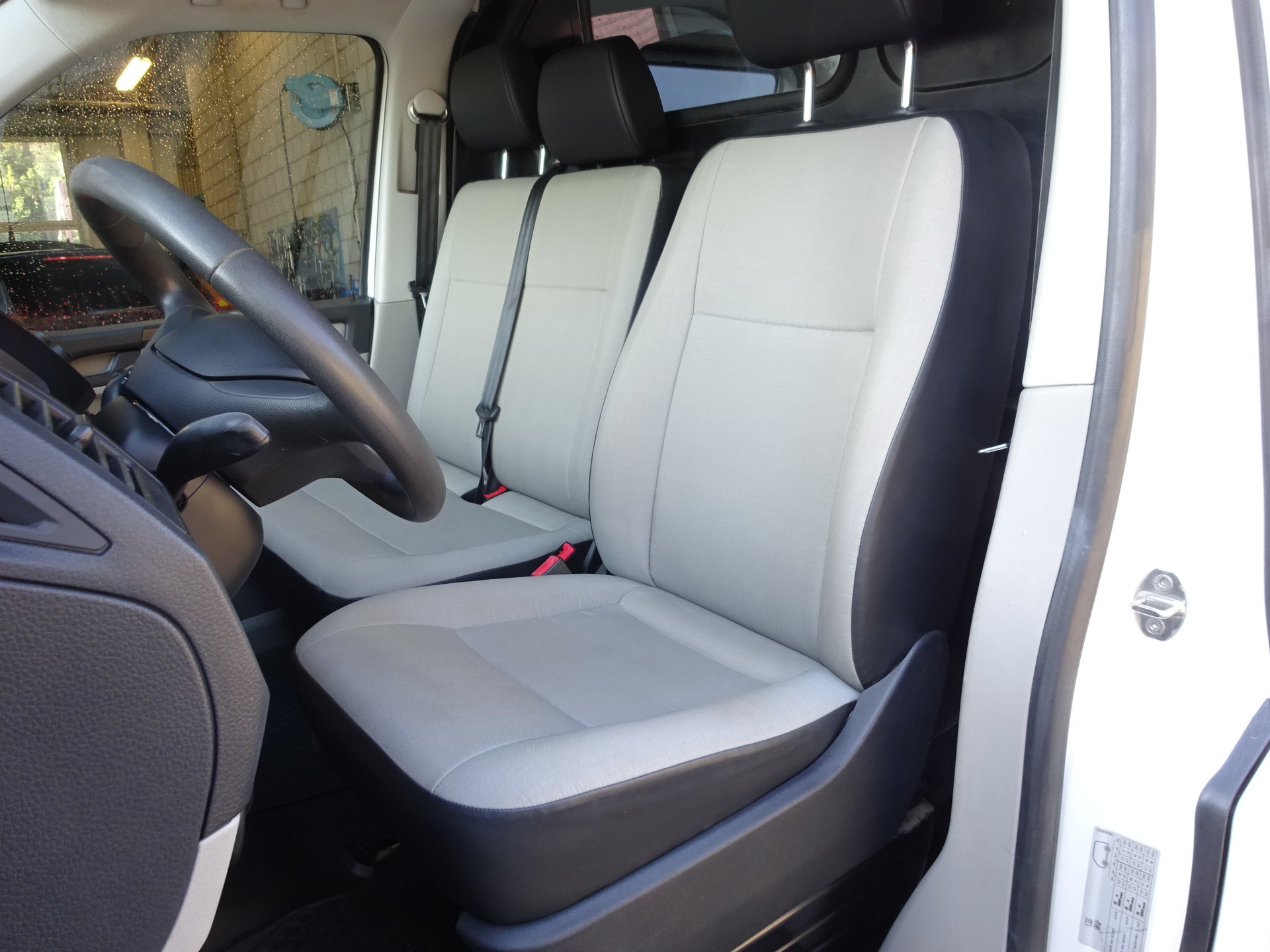 VW T6 2.0 TDI 4Motion DSG-image-12