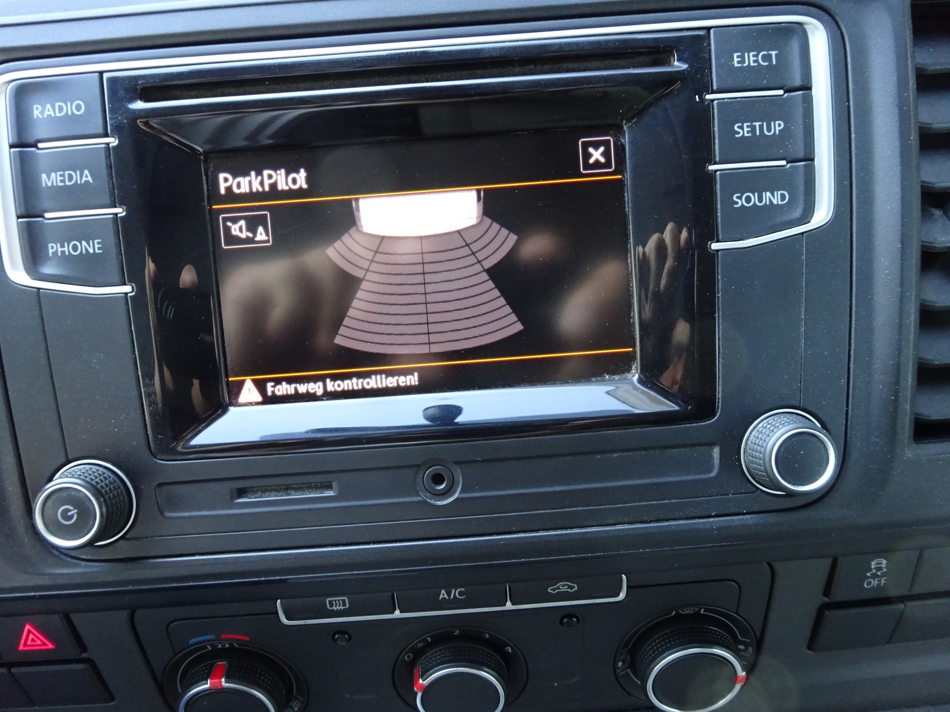 VW T6 2.0 TDI 4Motion DSG-image-5