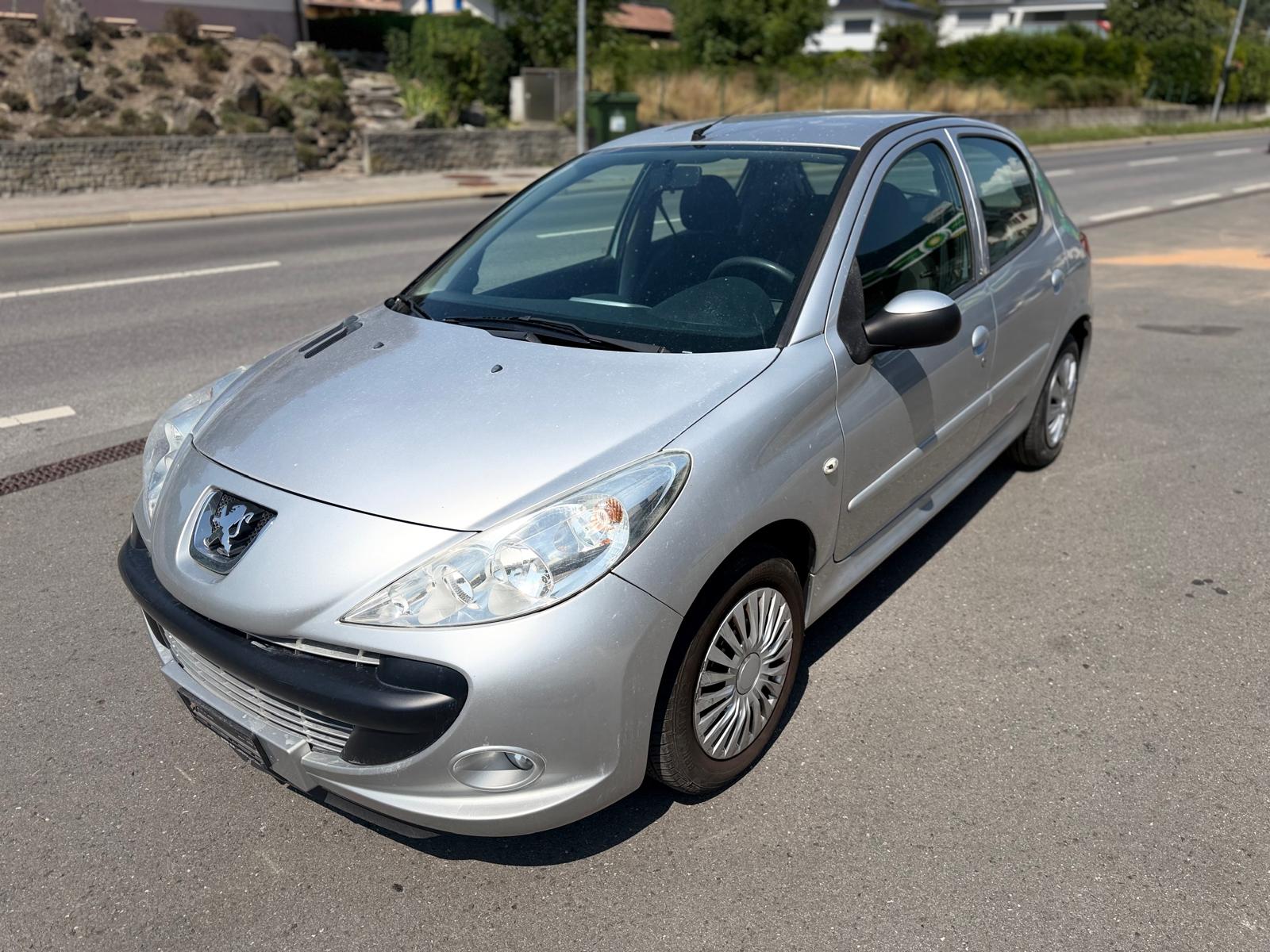 PEUGEOT 206+ 1.4 Trendy