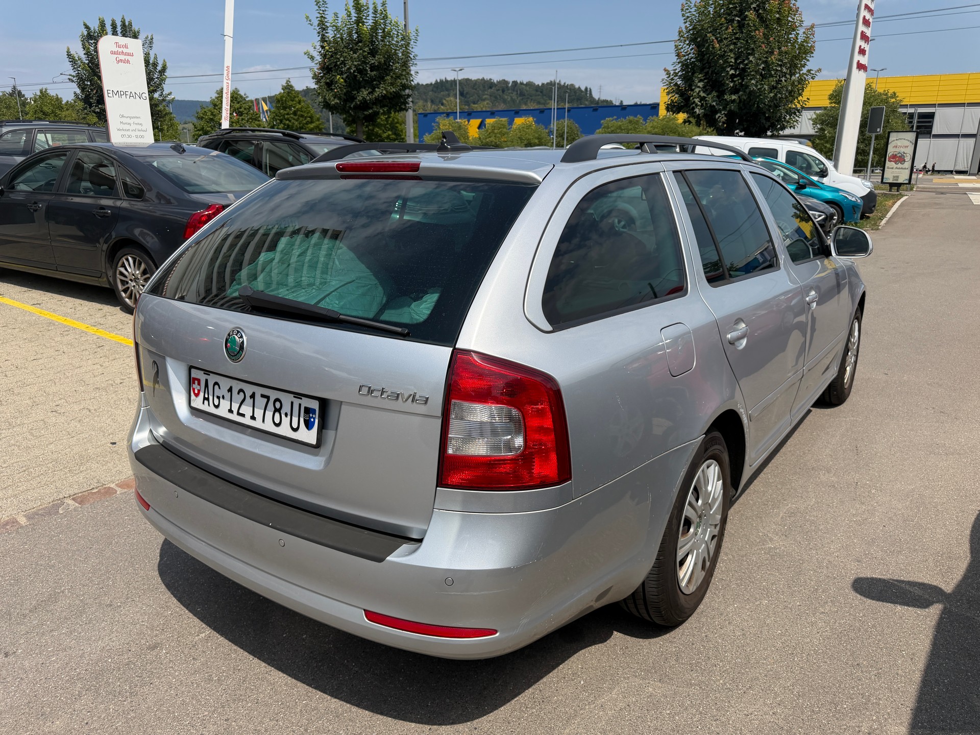 SKODA Octavia Combi 1.6 TDI Clever-image-6