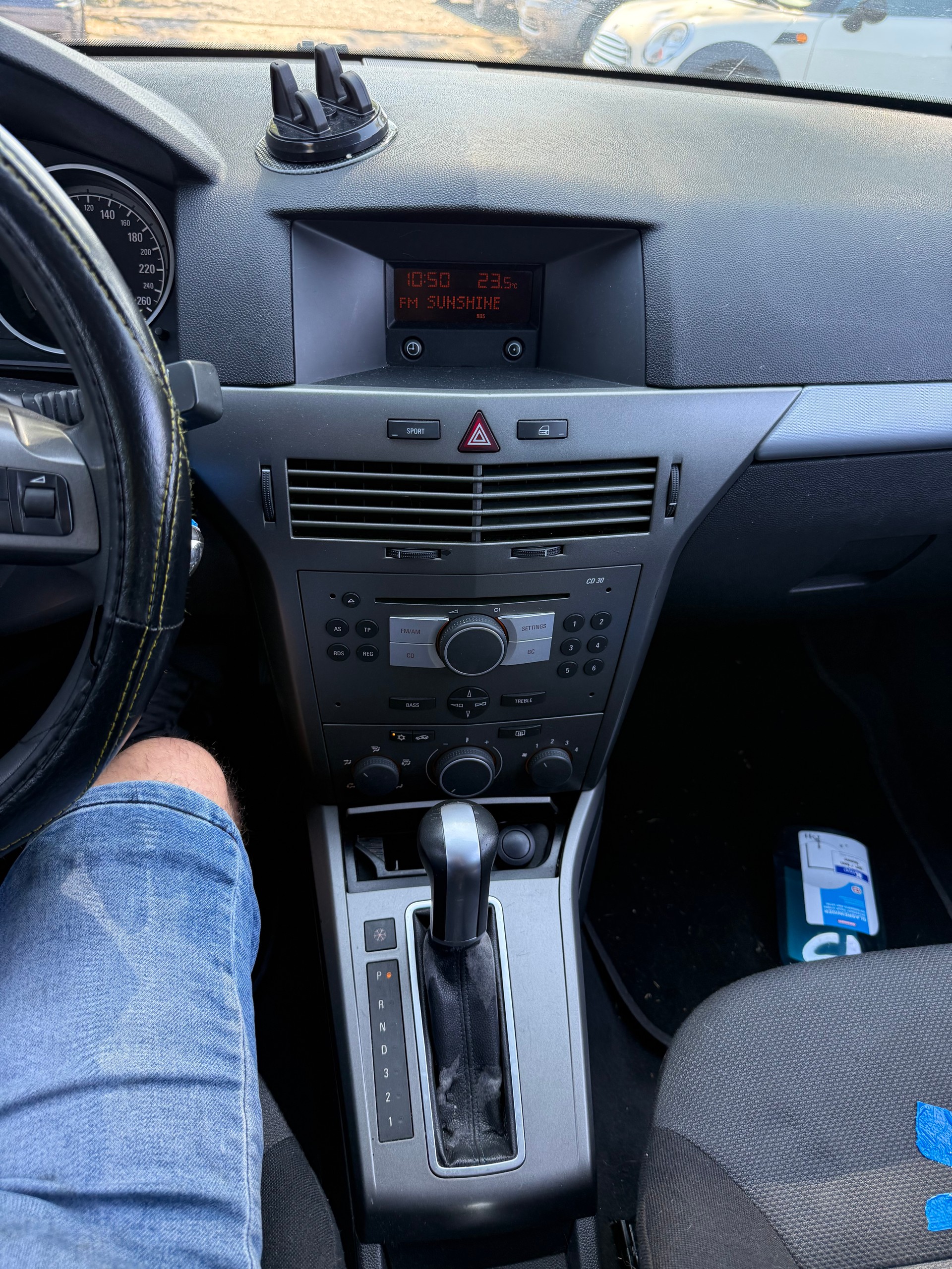 OPEL Astra Caravan 1.8i 16V Sport-image-12