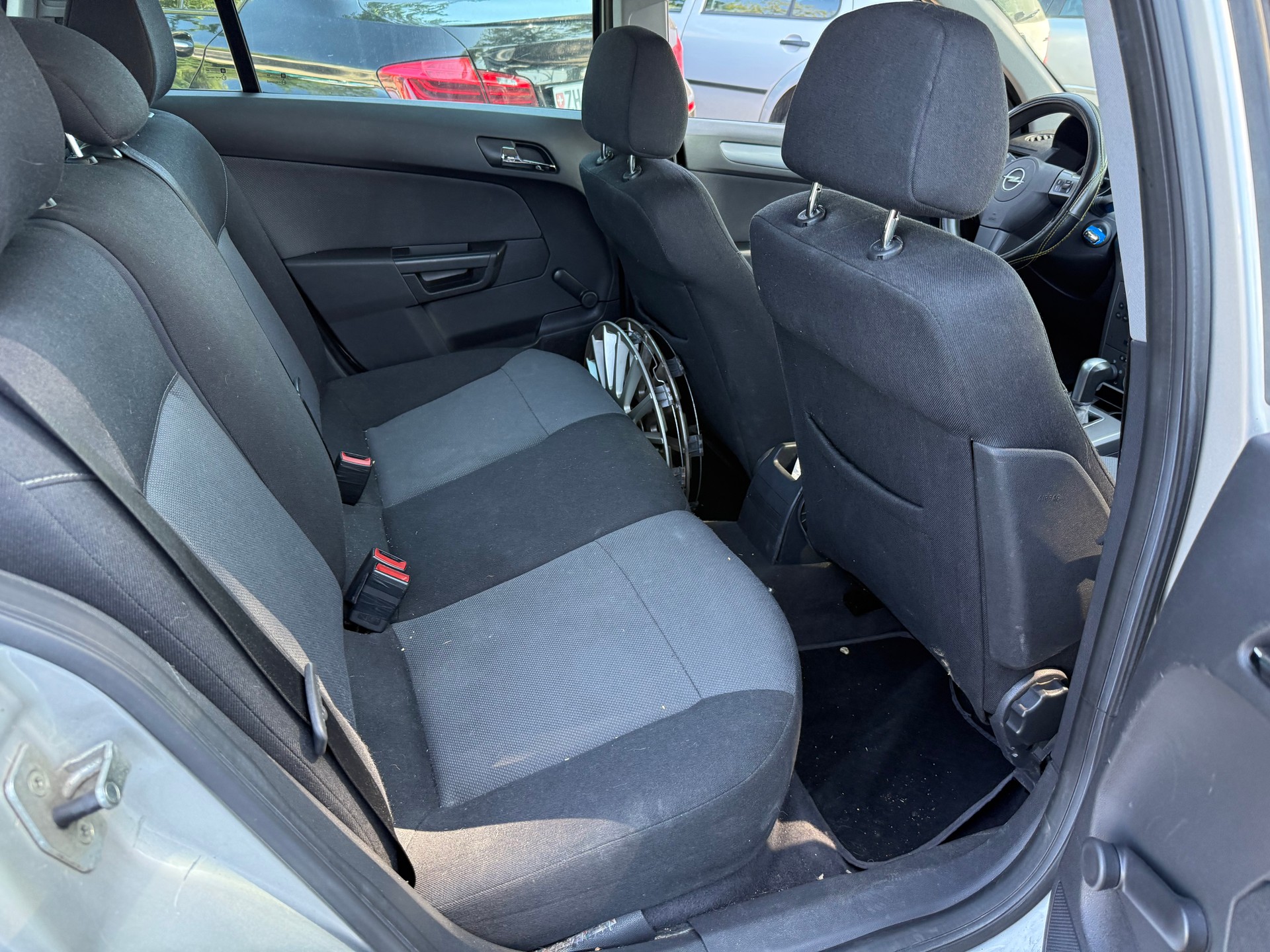 OPEL Astra Caravan 1.8i 16V Sport-image-9