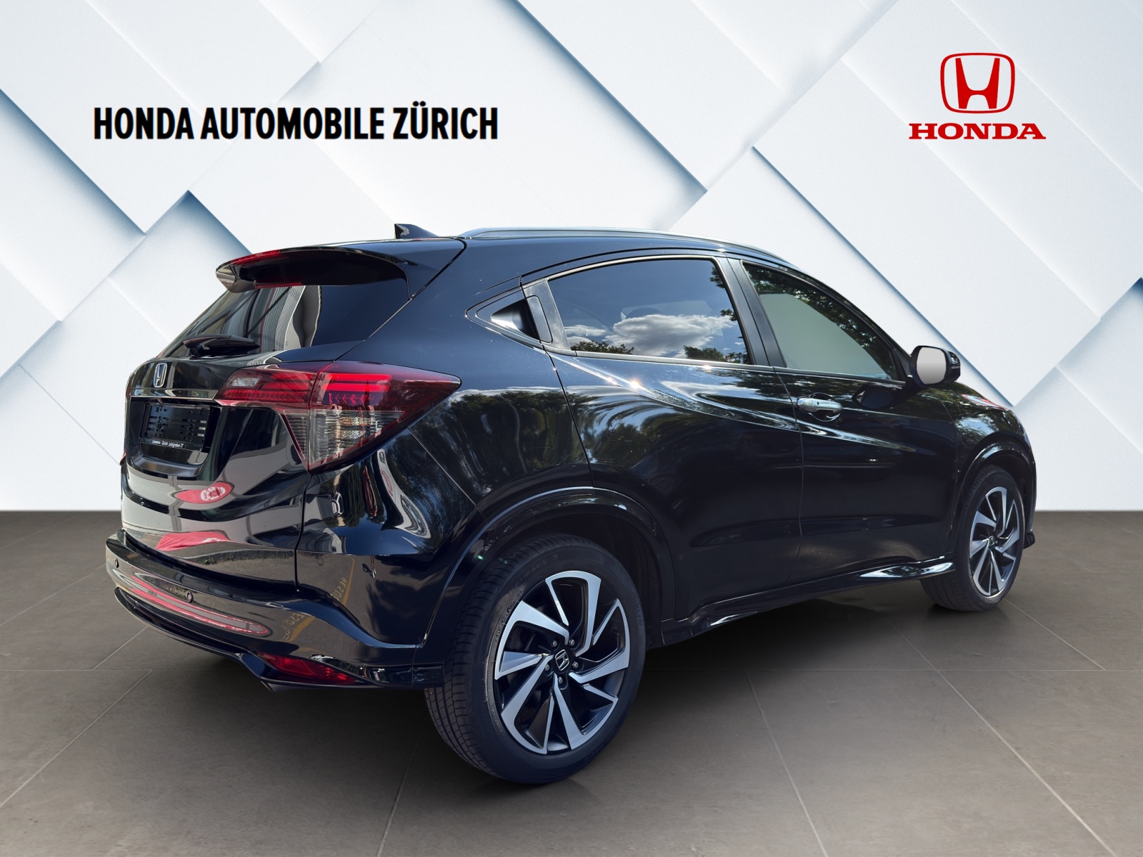 HONDA HR-V 1.5i-VTEC Executive-image-3