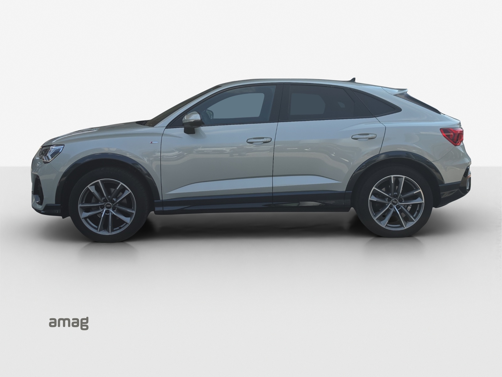 AUDI Q3 Sportback 35 TFSI S line Attraction S-tronic-image-1