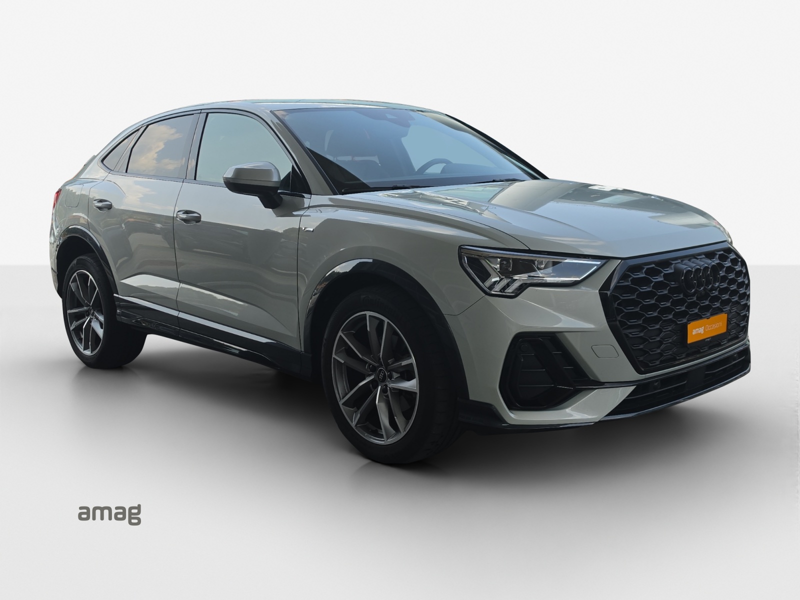 AUDI Q3 Sportback 35 TFSI S line Attraction S-tronic-image-5